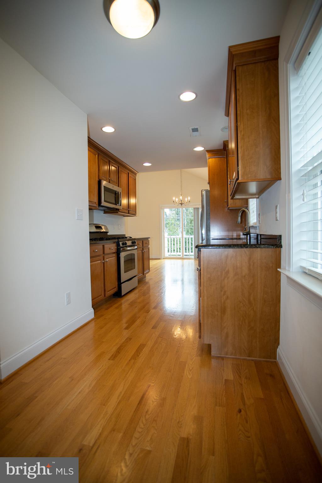 MEDIA - Residential Lease