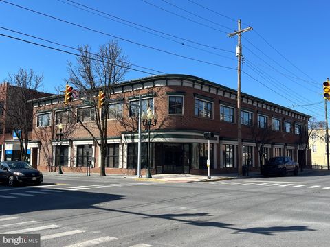 101 S QUEEN ST MARTINSBURG WV 25401
