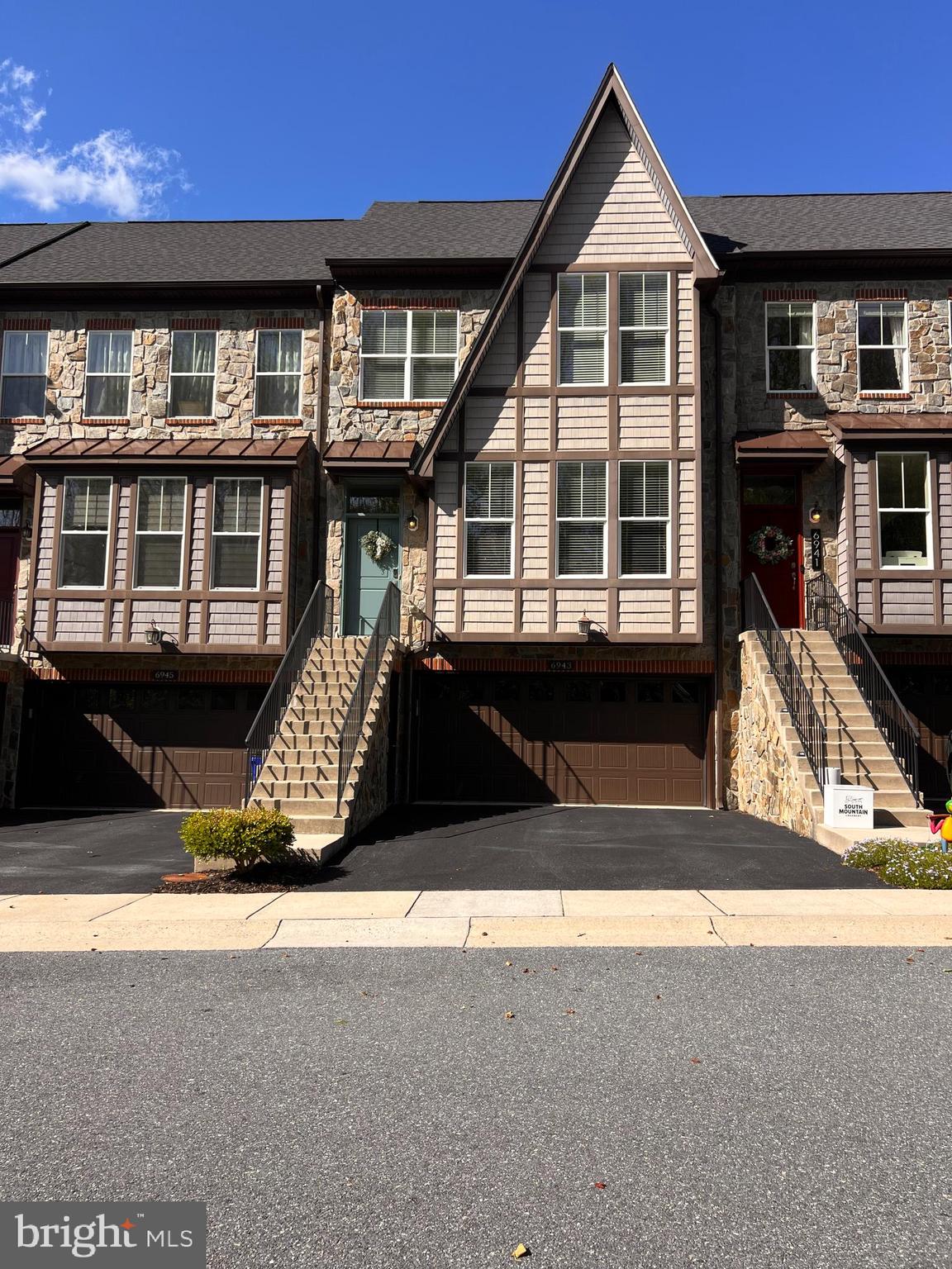 WOODLANDS PRESERVE AT WESTWINDS - Residential