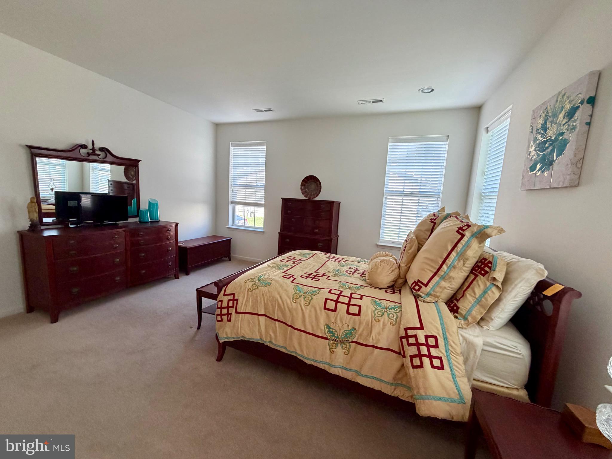 ARBOURS AT EAGLE POINT - Residential