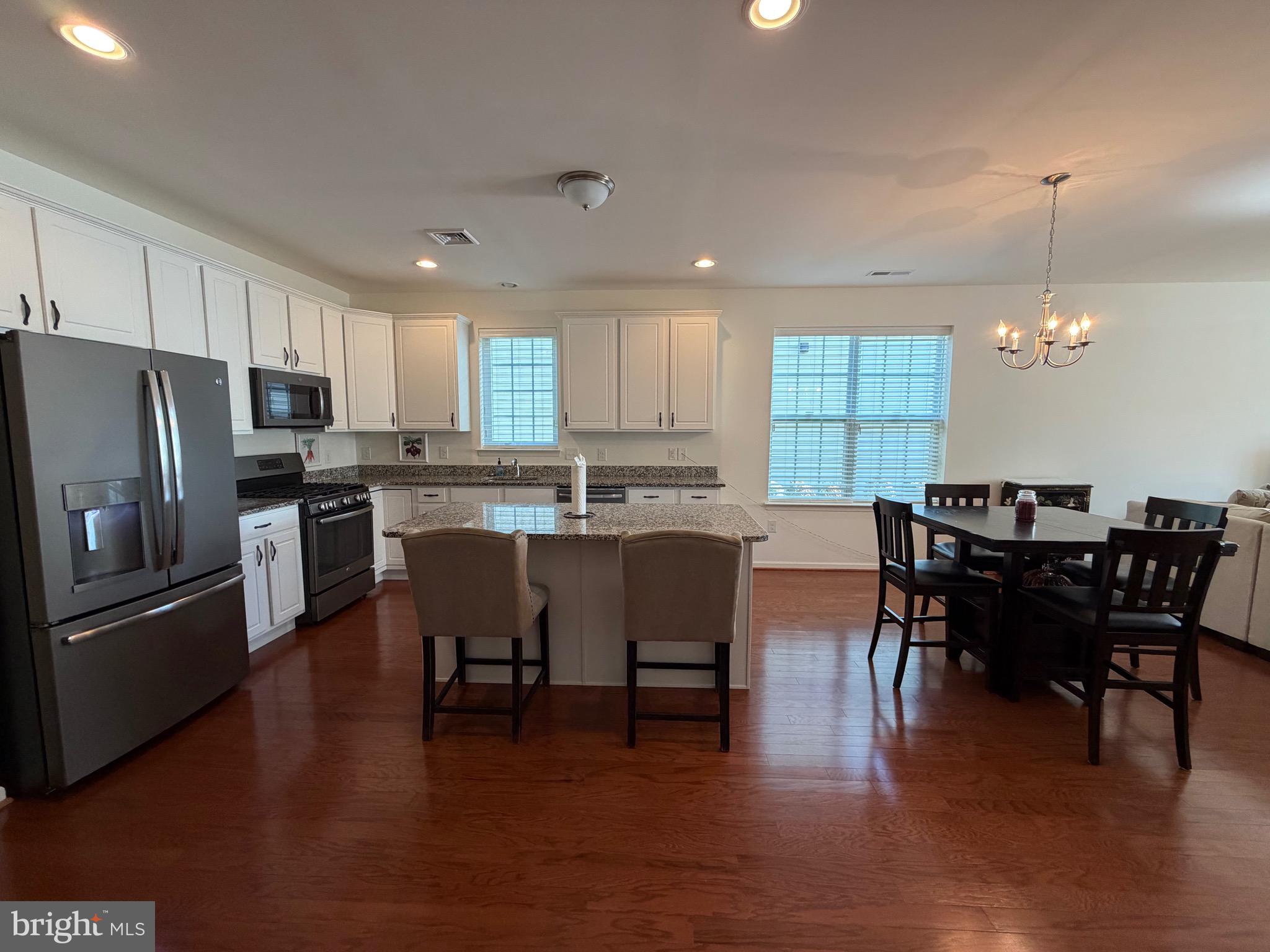 ARBOURS AT EAGLE POINT - Residential