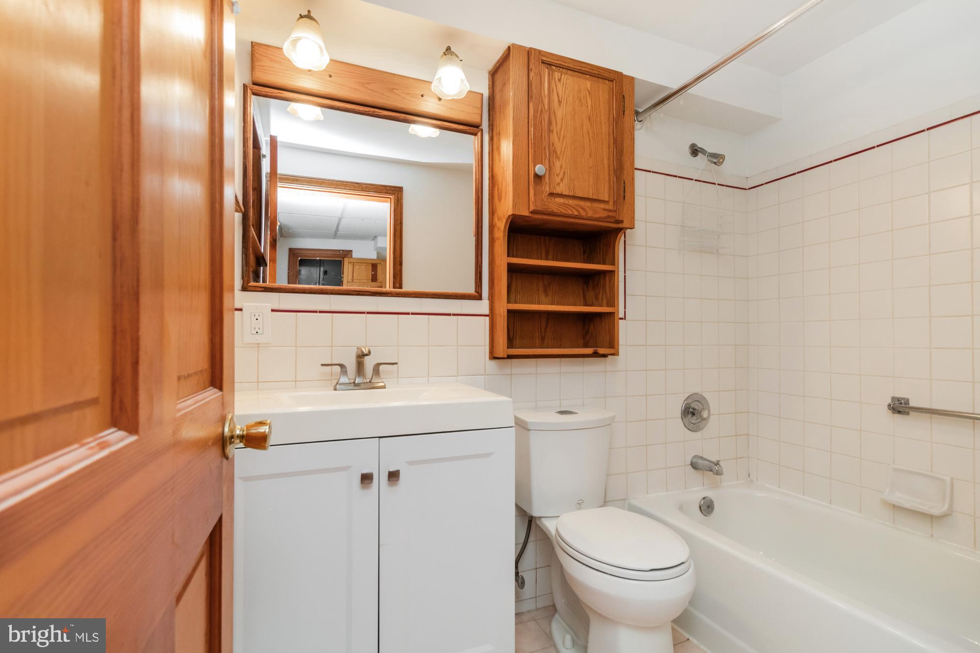 BAYVIEW - Residential Lease