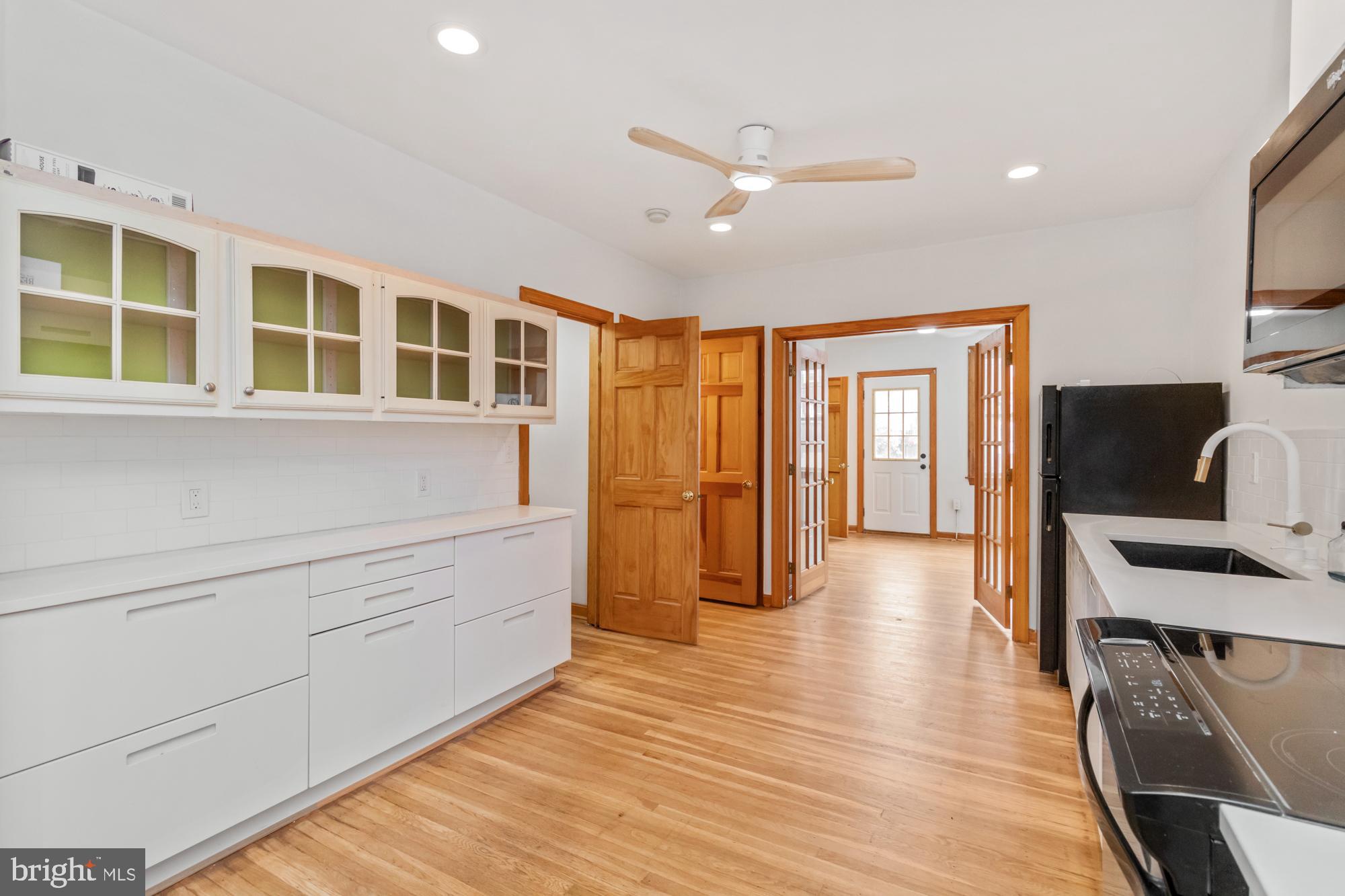 BAYVIEW - Residential Lease