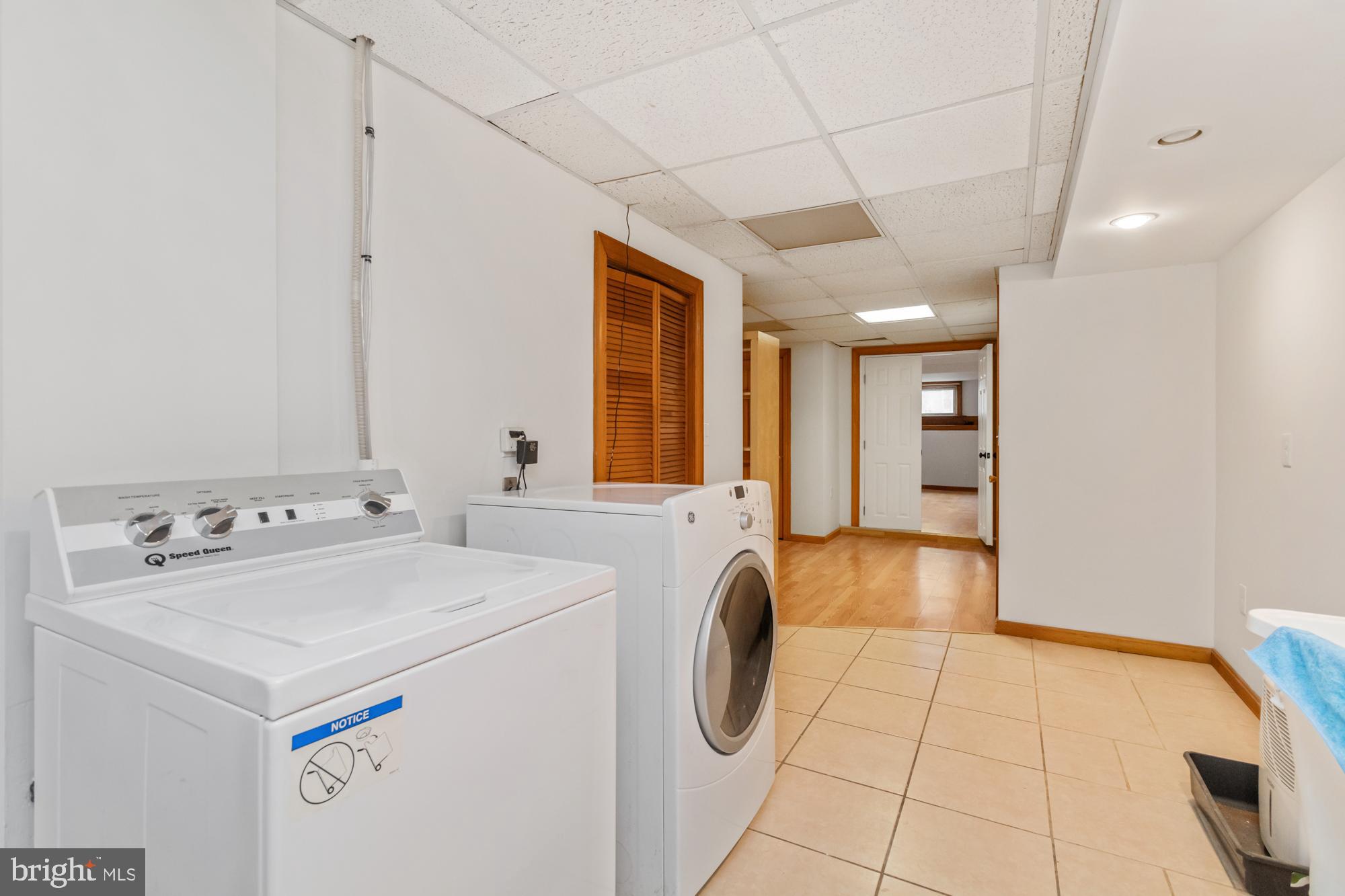 BAYVIEW - Residential Lease