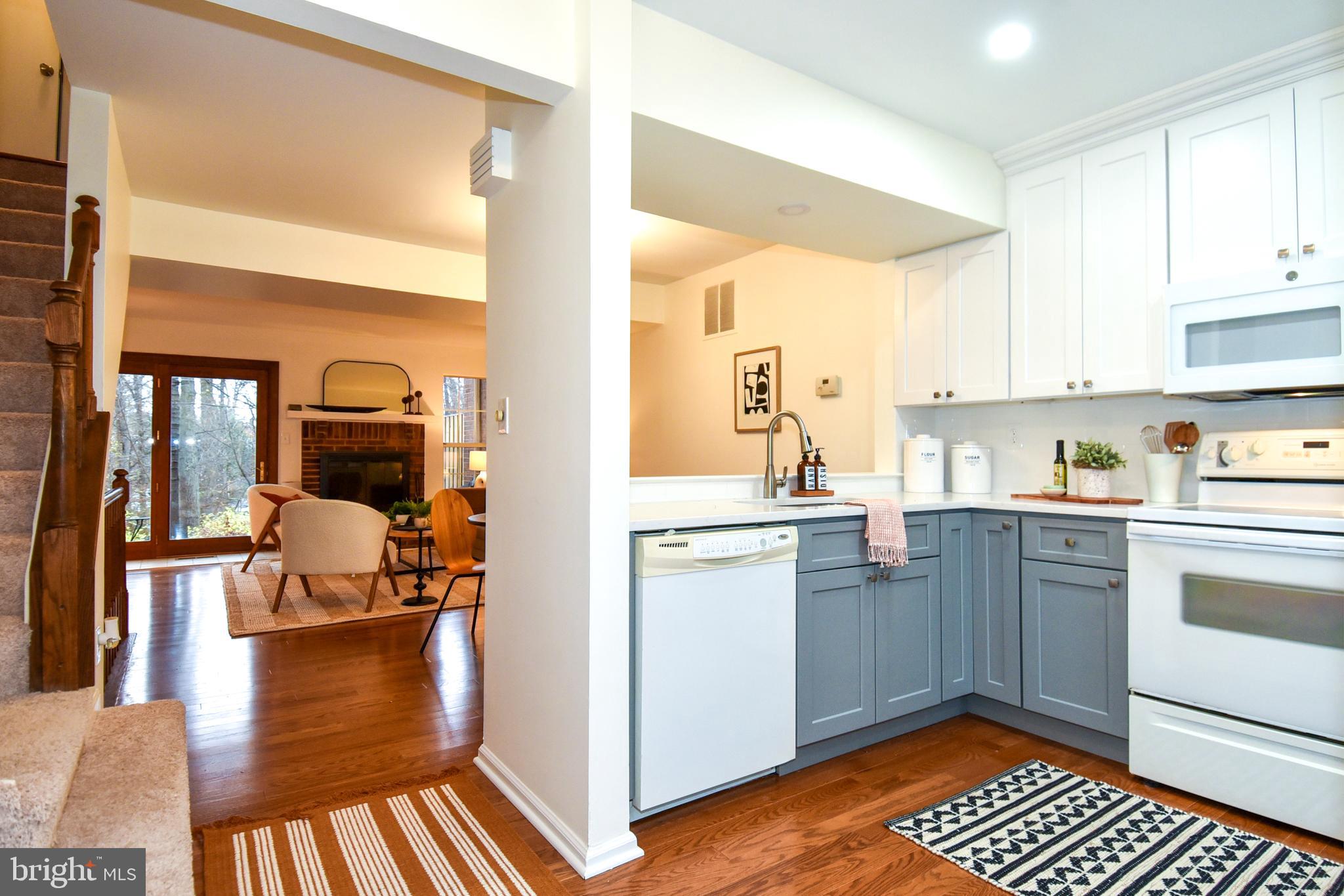 SADDLE RIDGE - Residential