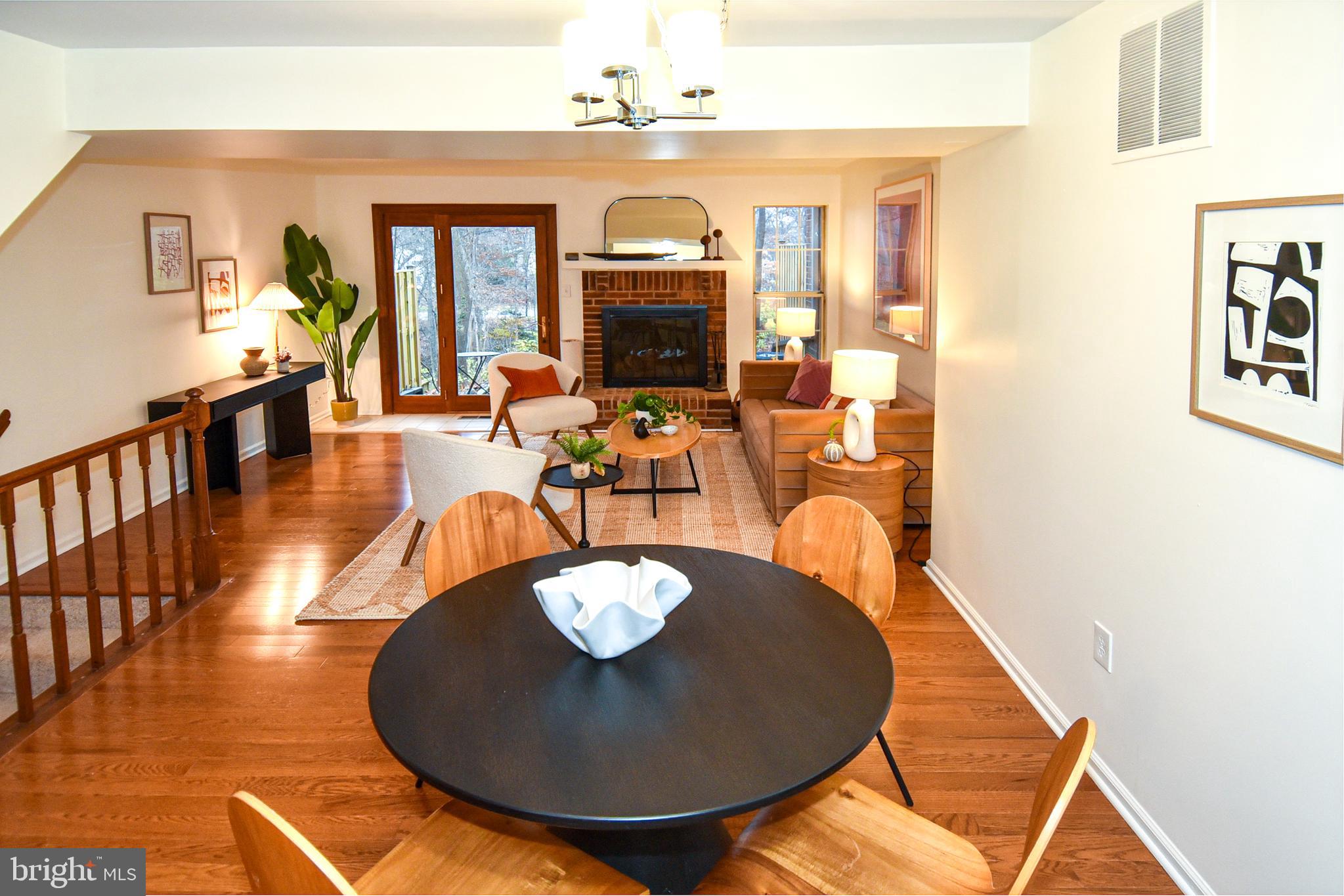 SADDLE RIDGE - Residential