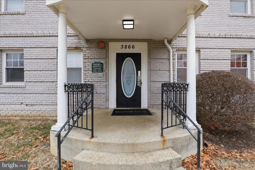 Move-in ready first floor 2BR, 1BA condo in a secure building within gated Congress Heights community. Features hardwood floors, an updated kitchen with granite countertops and stainless steel appliances, open pass-through to the living room, and great natural light from large windows. Updated bath with jacuzzi tub. In-unit washer and dryer. Reserved deeded parking space #7.
Fenced community with well maintained  grounds. Convenient to Congress Heights and Southern Avenue Metro stations (approx. 1 mile), Metrobus routes, and Route 295 for easy access to Downtown DC, Maryland, and Virginia. Close to St. Elizabeths Campus, Giant Food, restaurants, and  THEARC.