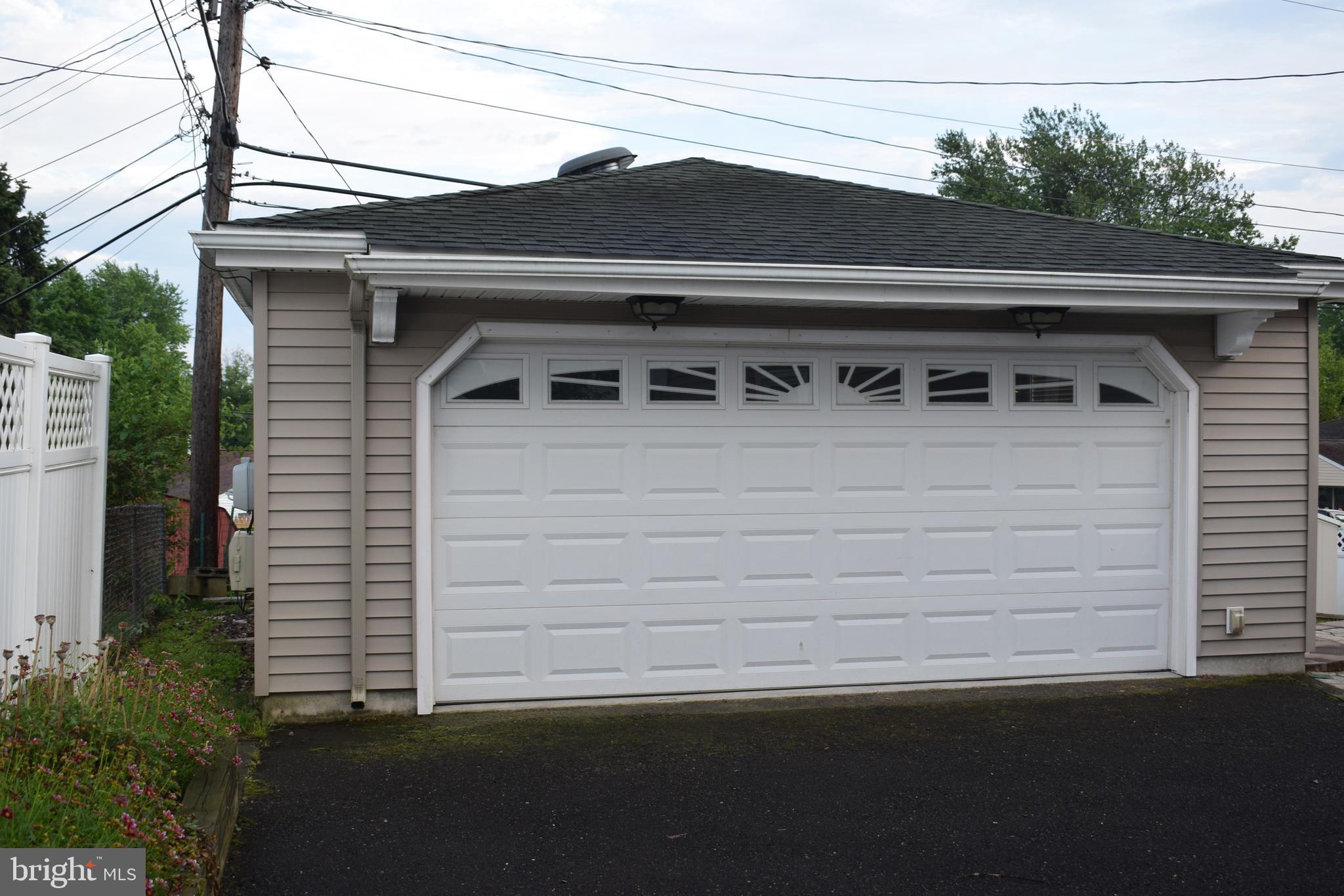 FAIRLESS HILLS - Residential