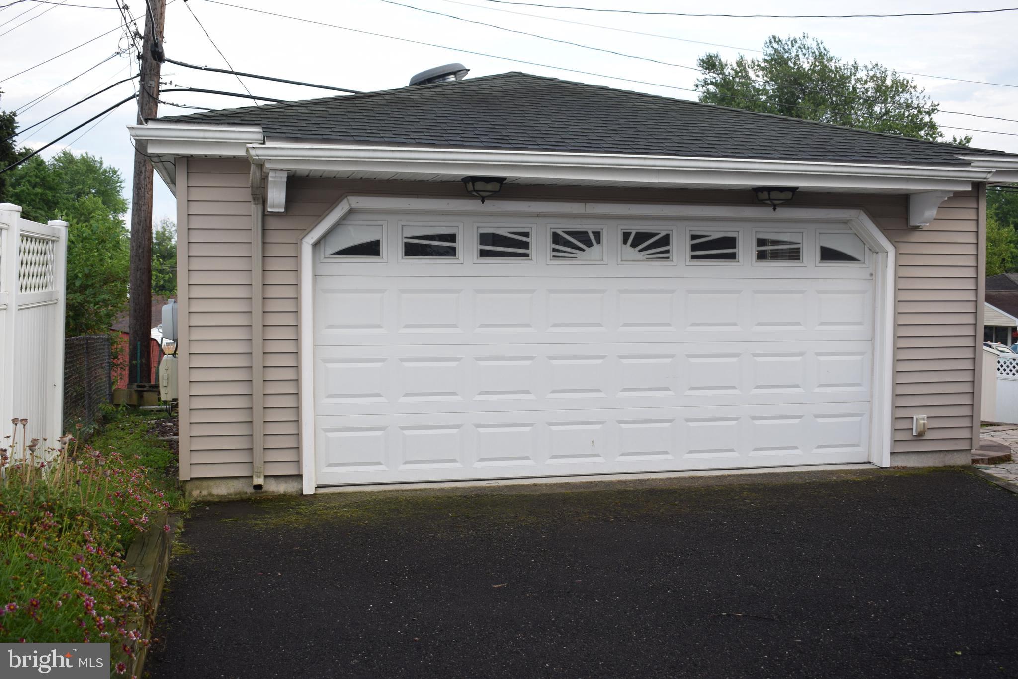 FAIRLESS HILLS - Residential