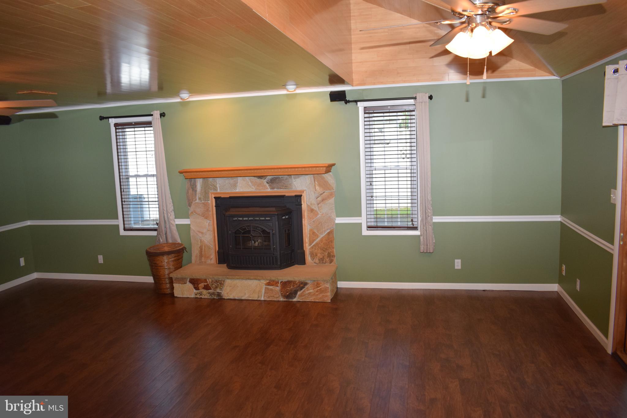 FAIRLESS HILLS - Residential