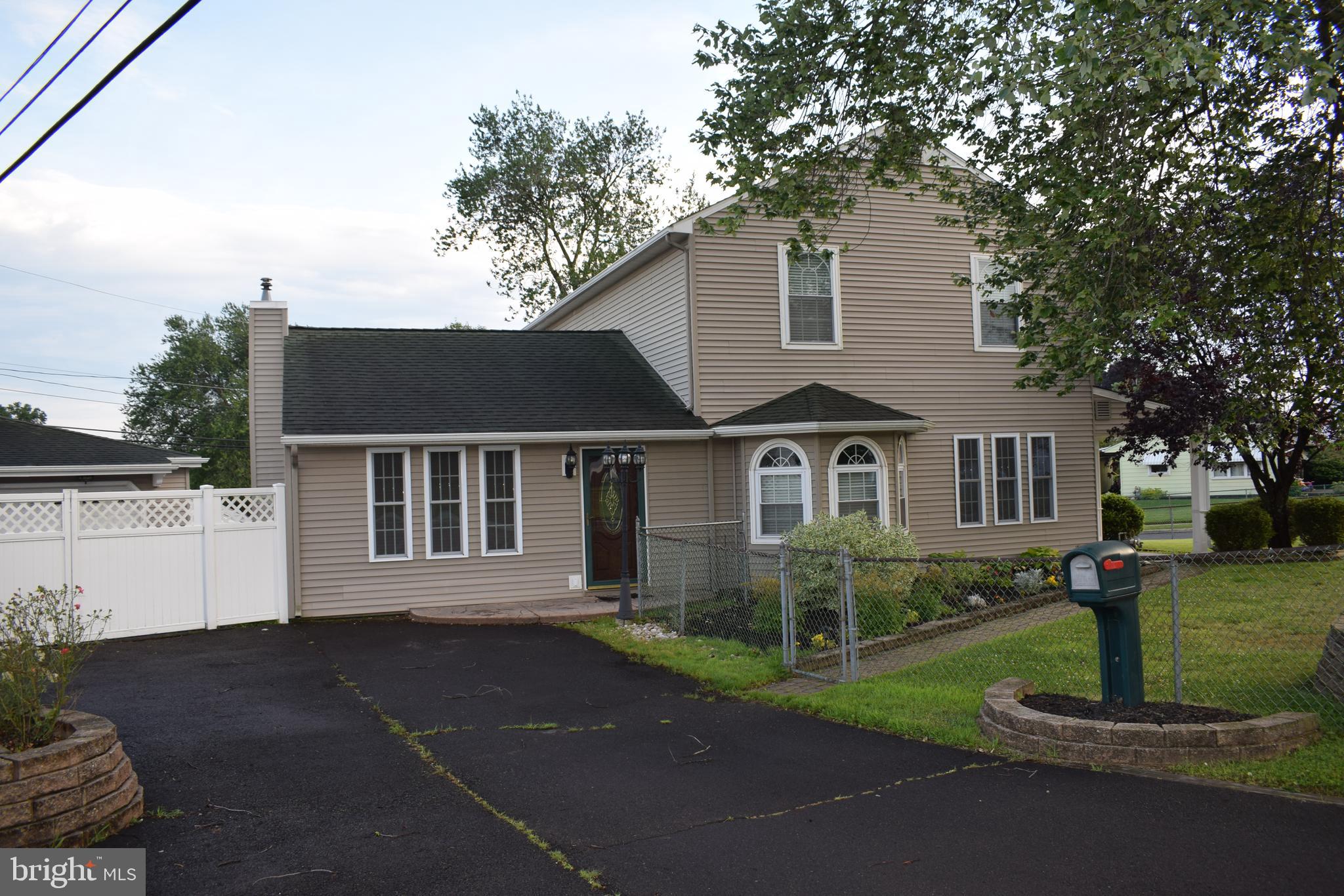 FAIRLESS HILLS - Residential