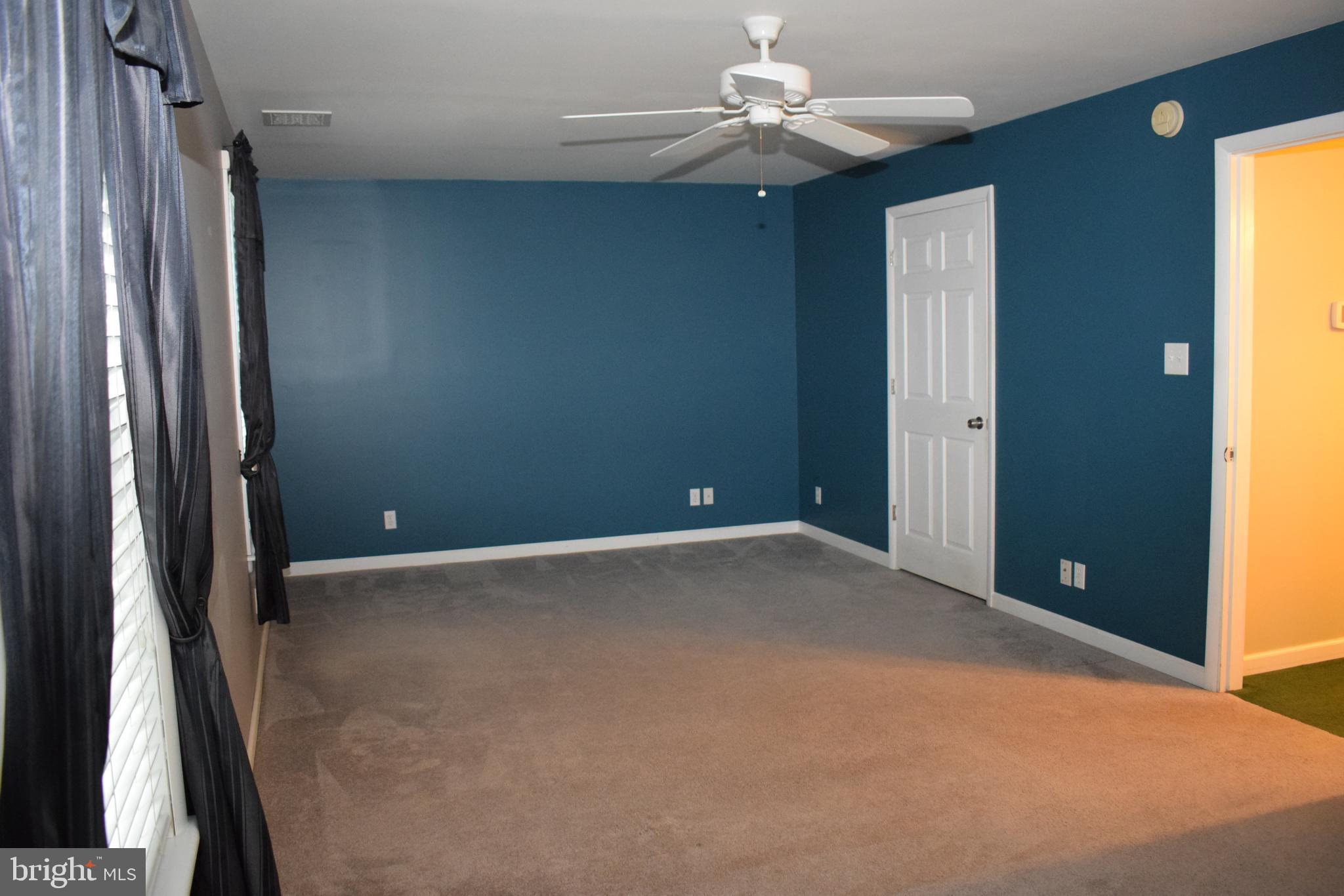 FAIRLESS HILLS - Residential