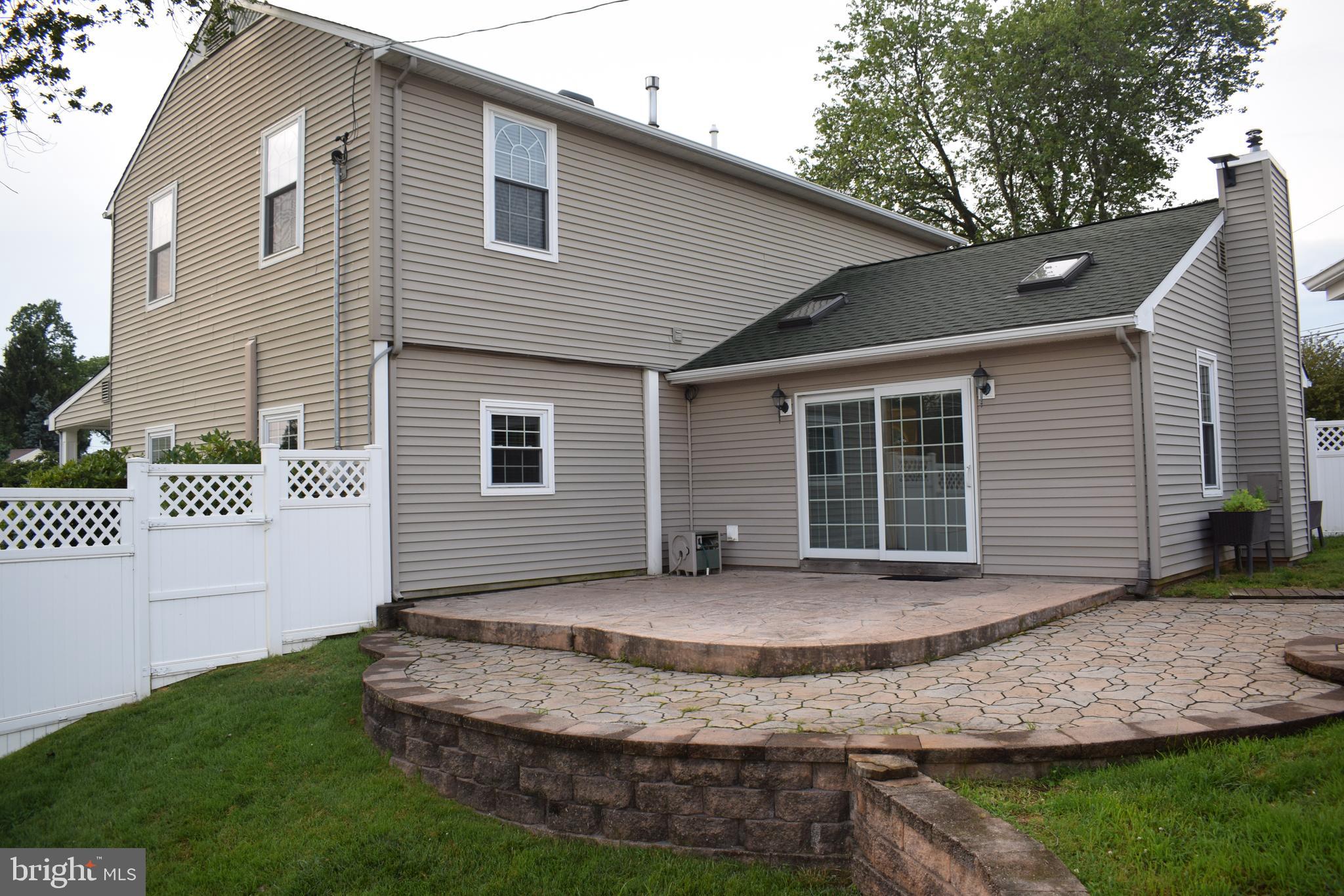 FAIRLESS HILLS - Residential