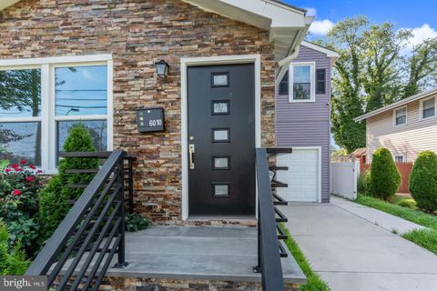 Homes For Sale - 6010 Lexington Avenue<br/> PENNSAUKEN, NJ 08109