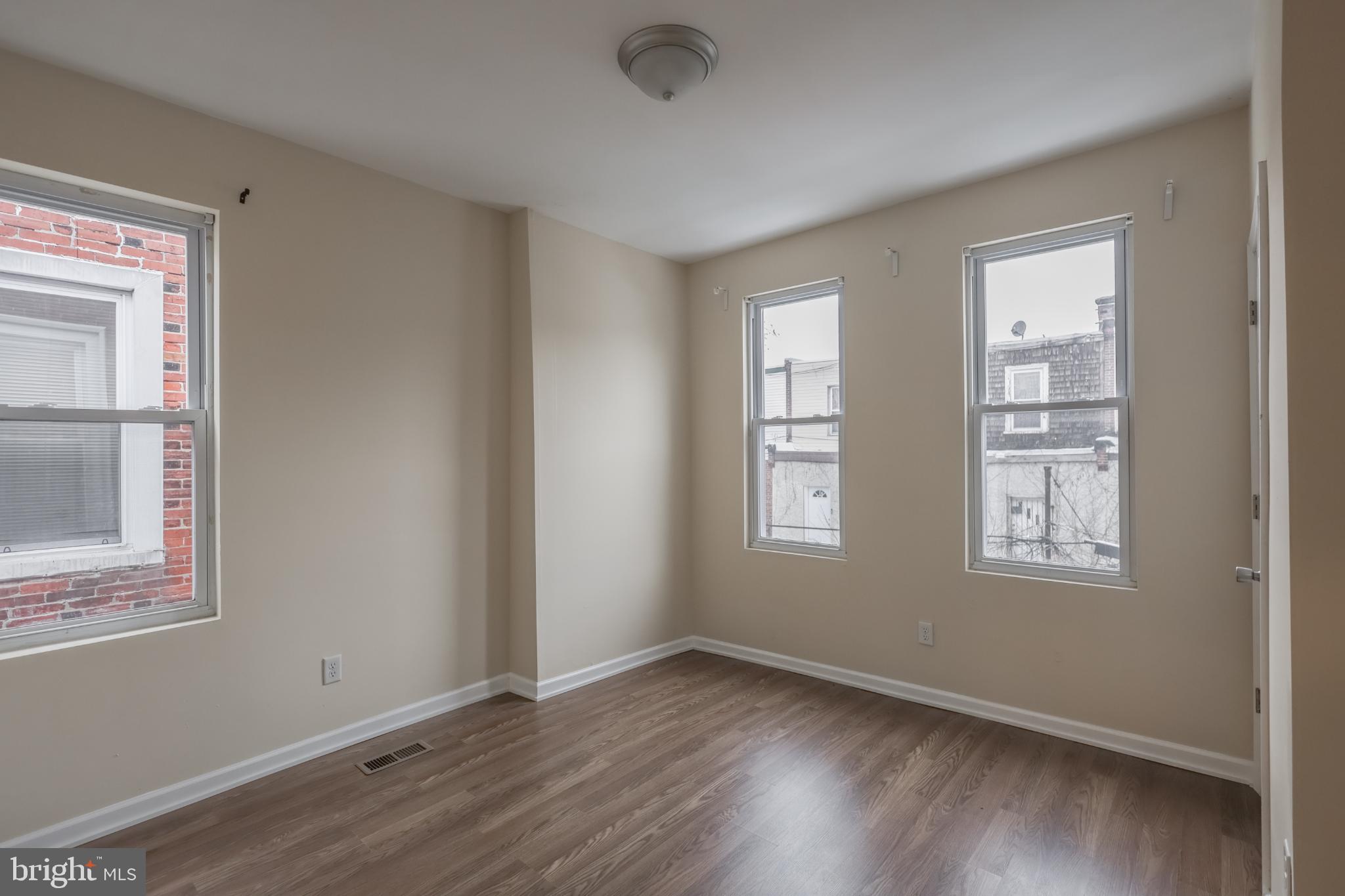 COBBS CREEK - Residential