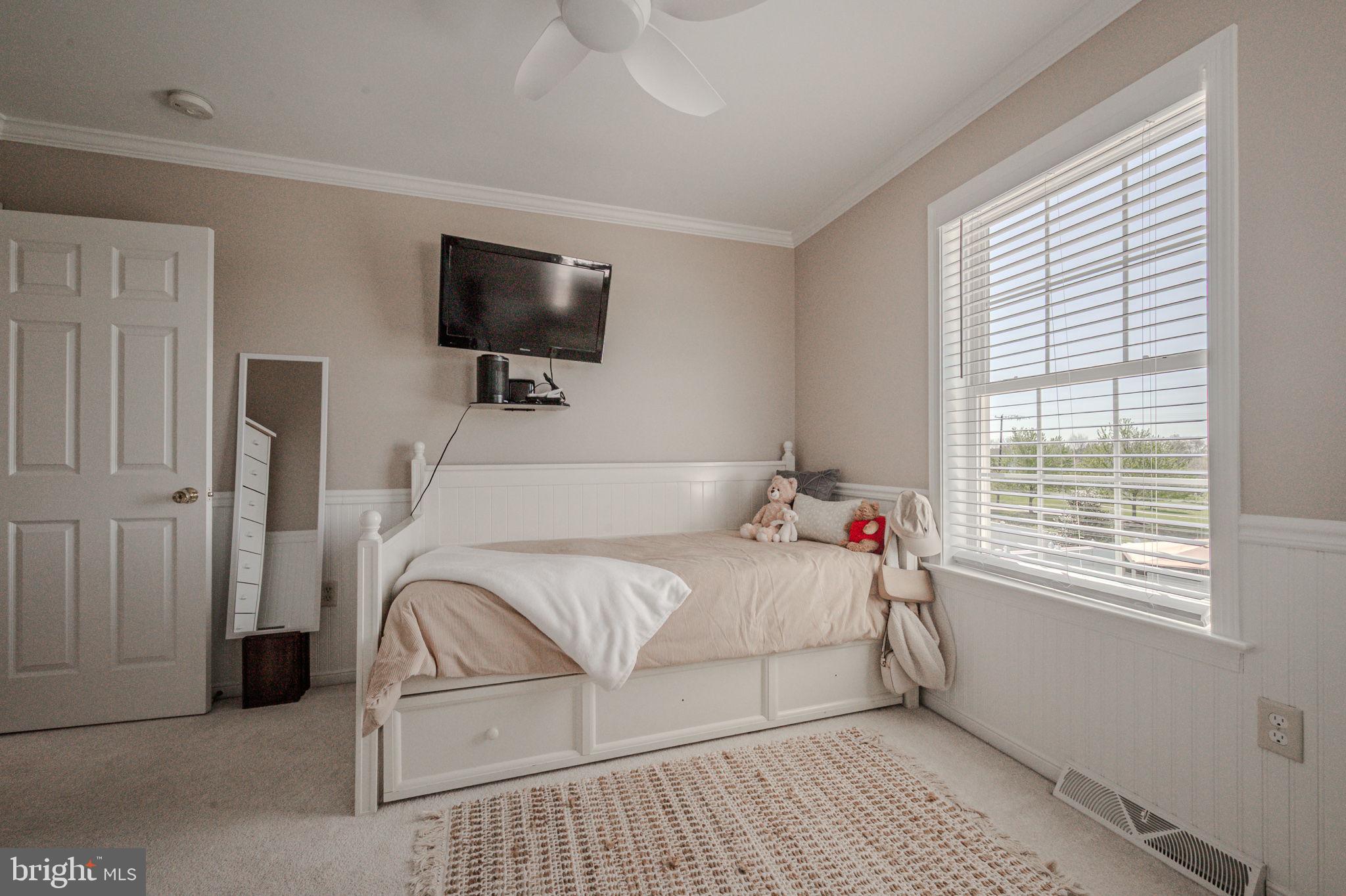 LAMBORN HUNT - Residential