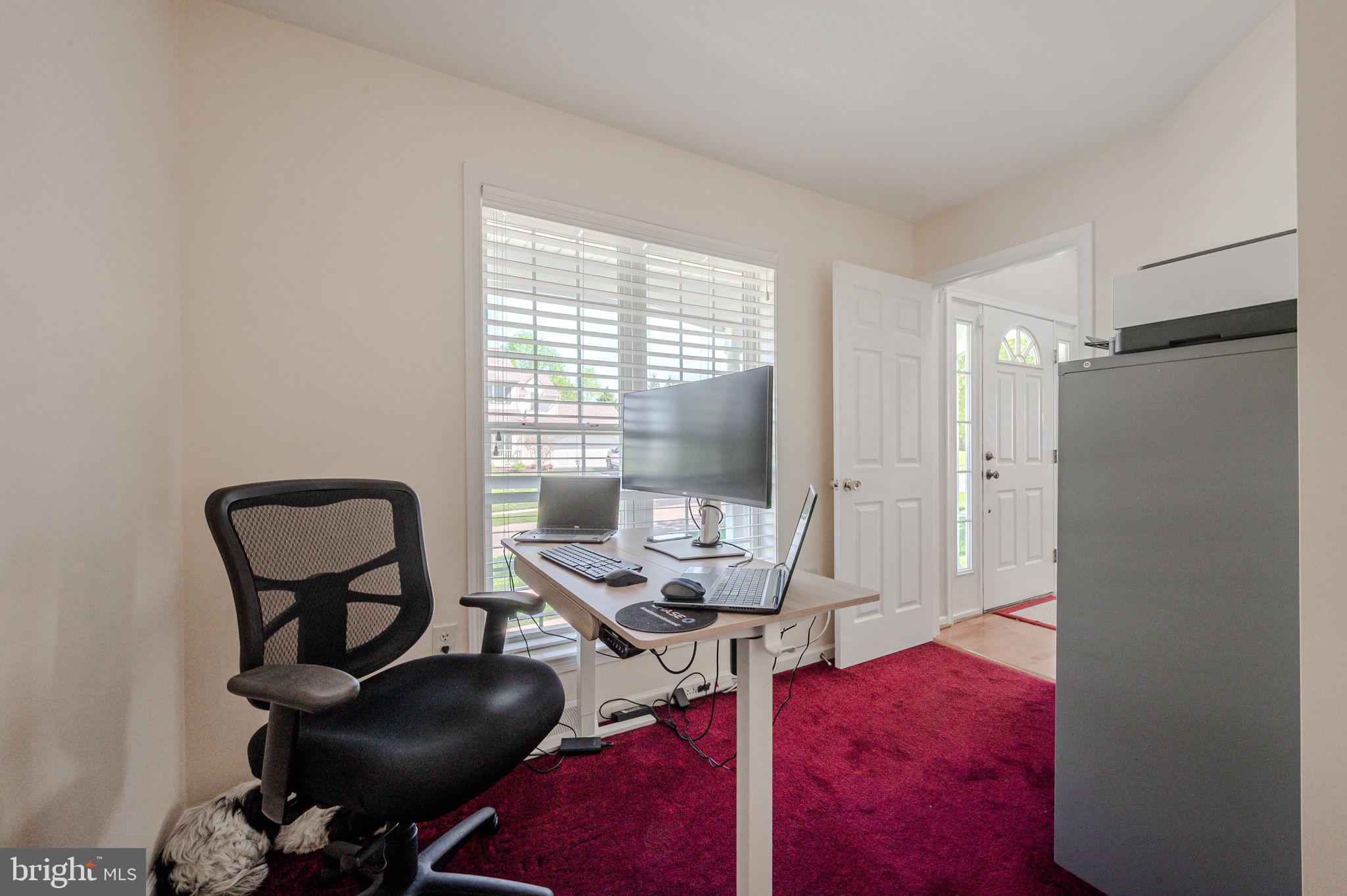 LAMBORN HUNT - Residential