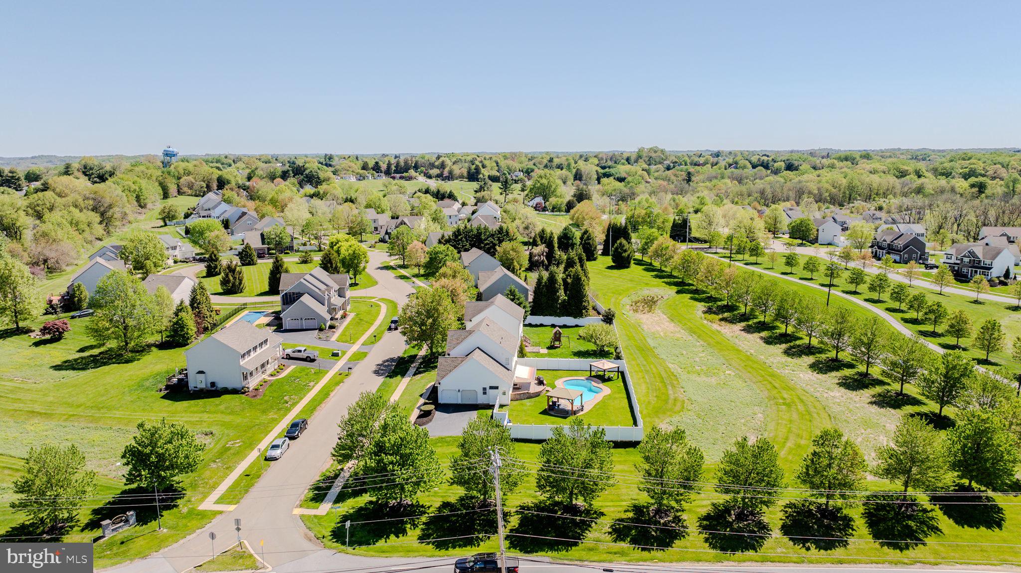 LAMBORN HUNT - Residential