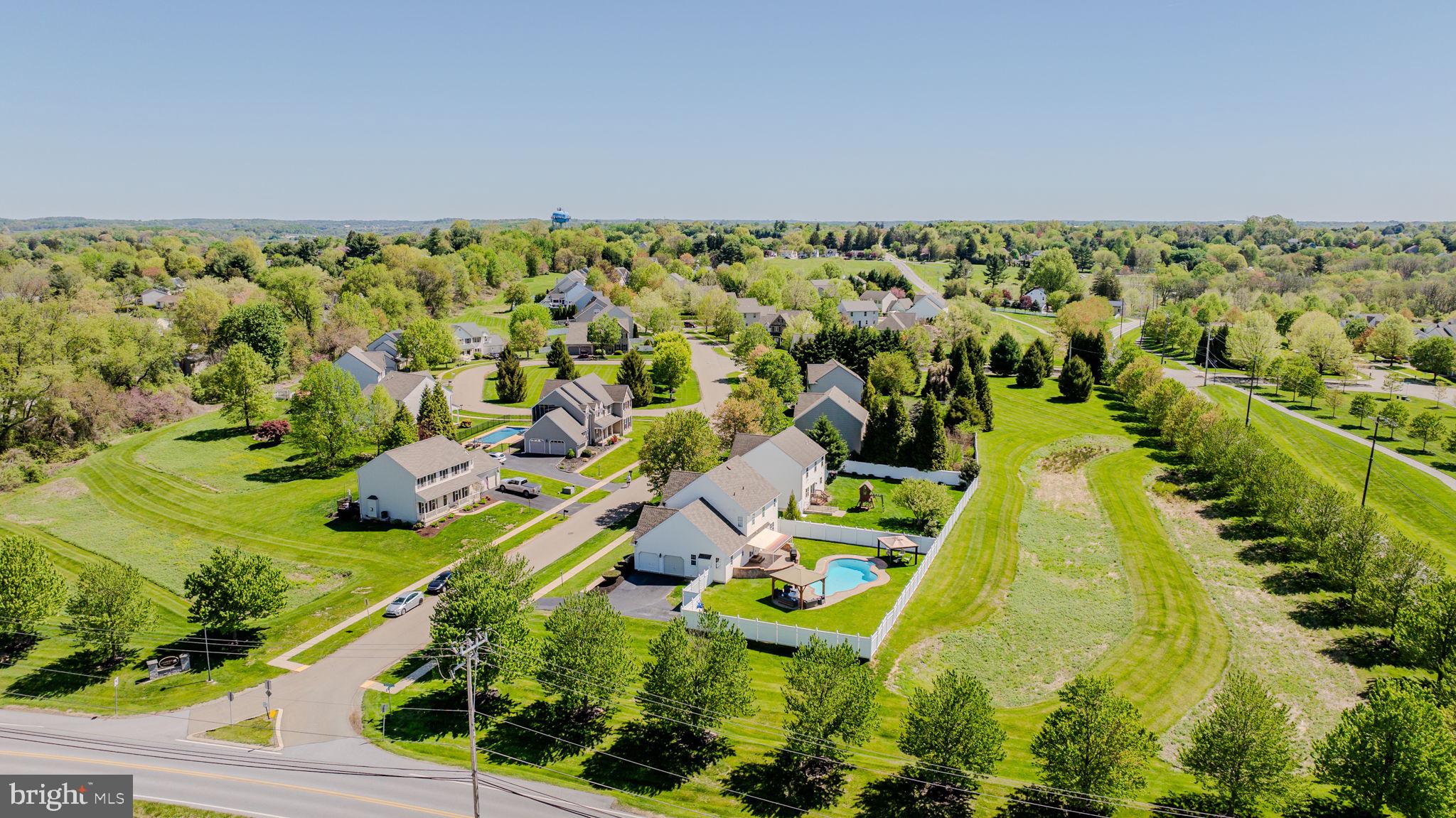 LAMBORN HUNT - Residential