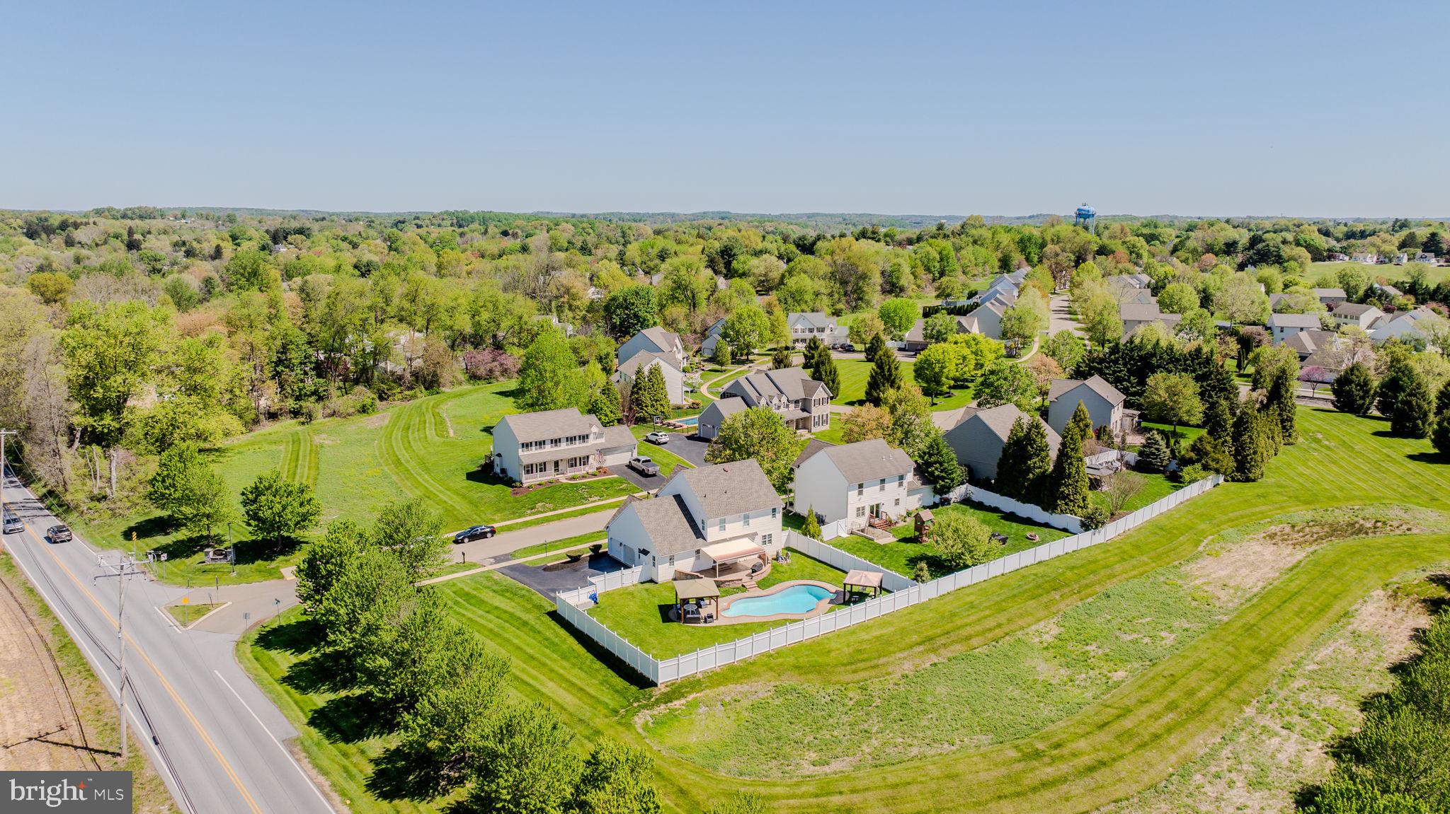 LAMBORN HUNT - Residential