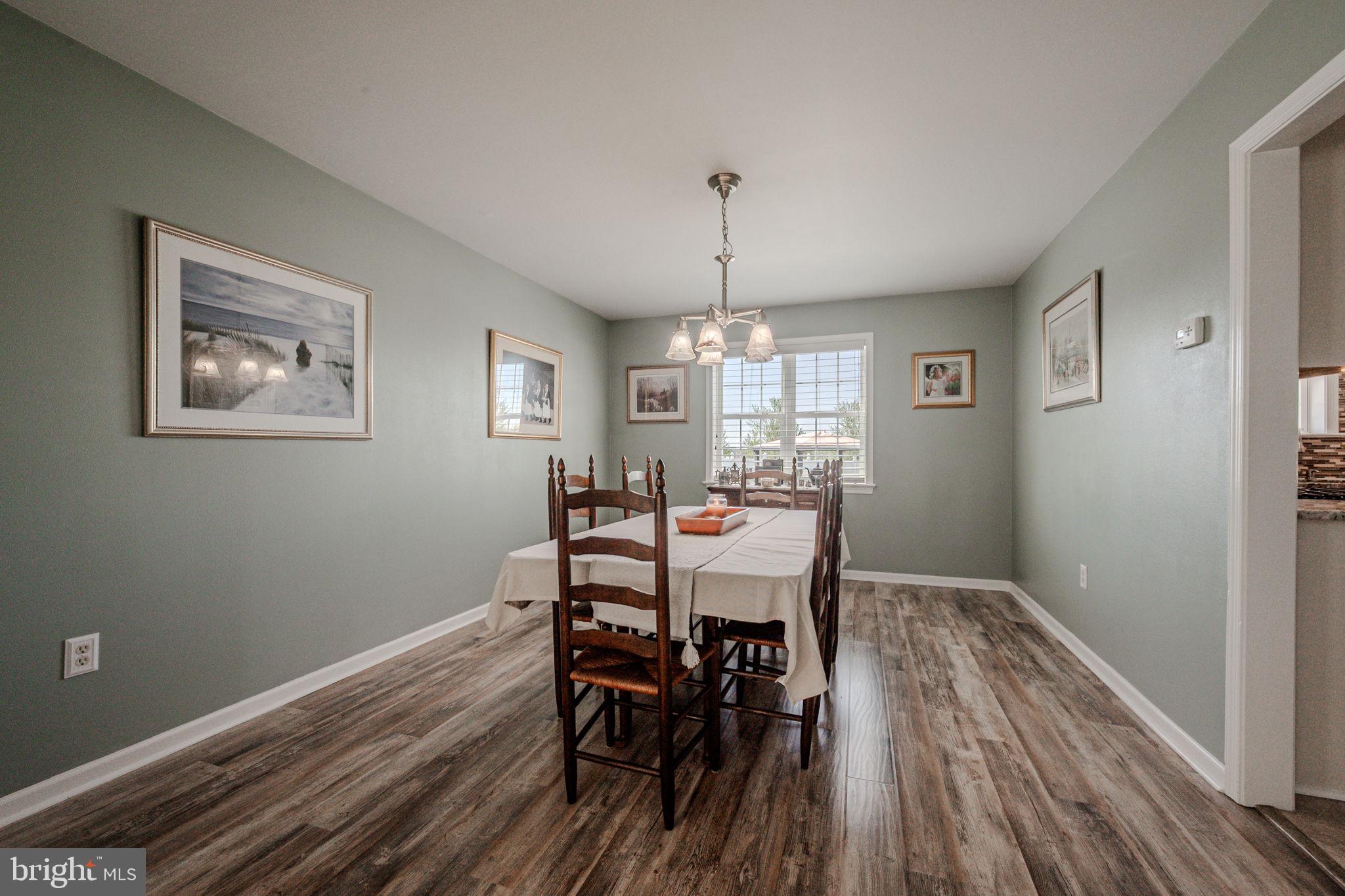 LAMBORN HUNT - Residential