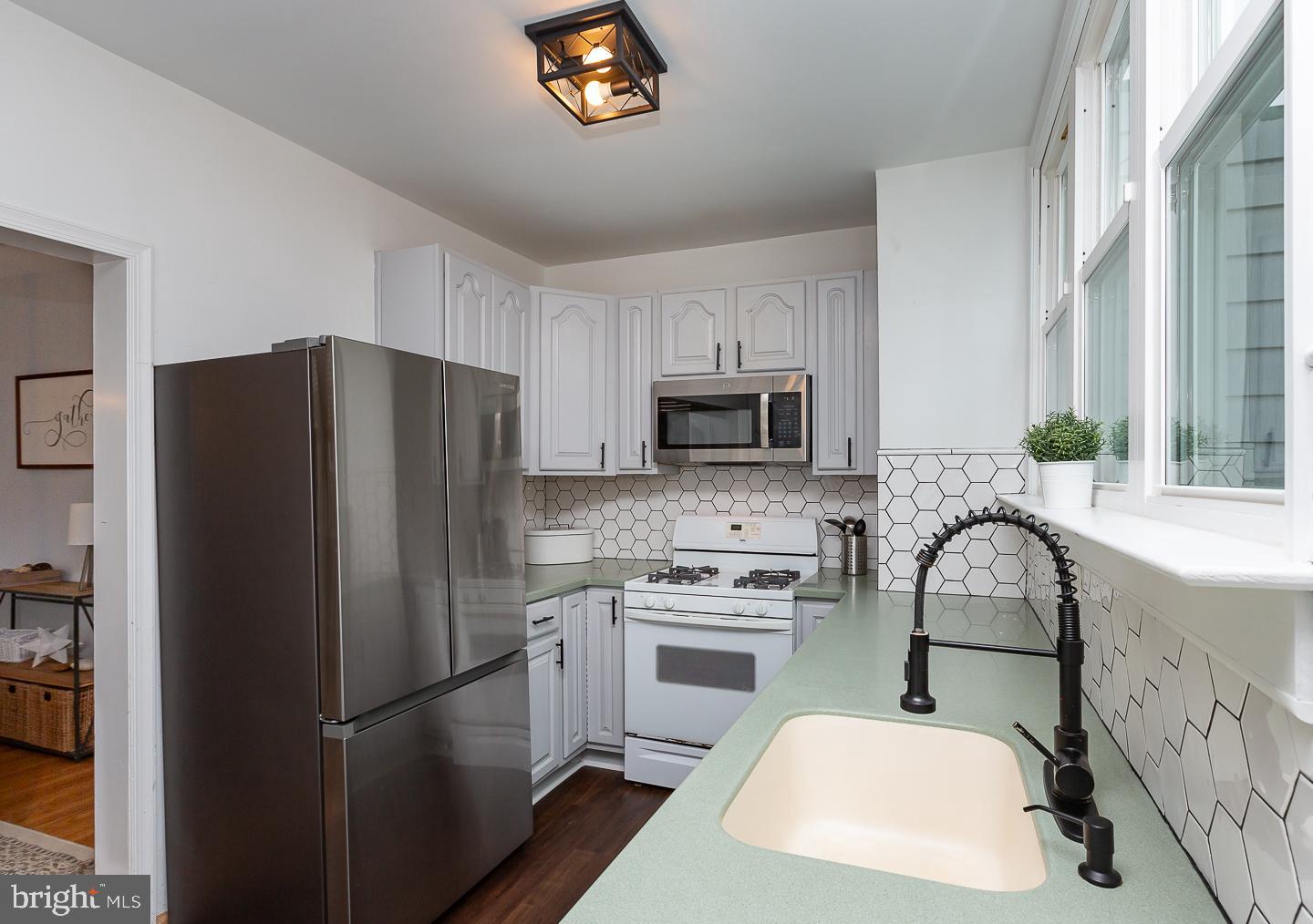 MANOA - Residential