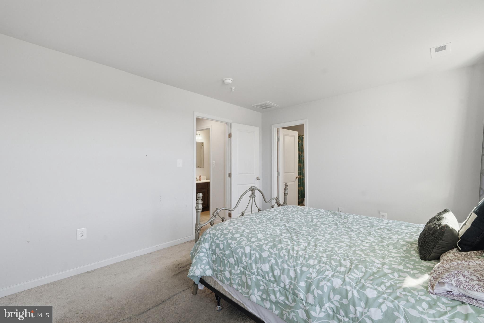 WILLOW GATE - Residential