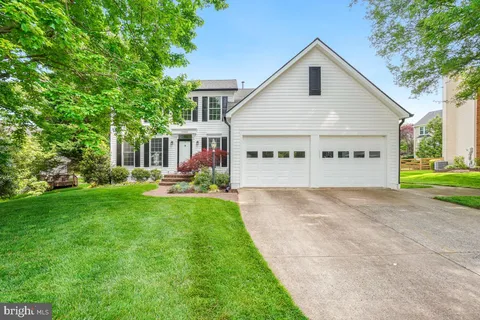 20662 Ashleaf Court, Sterling, VA MLS: VALO2095436