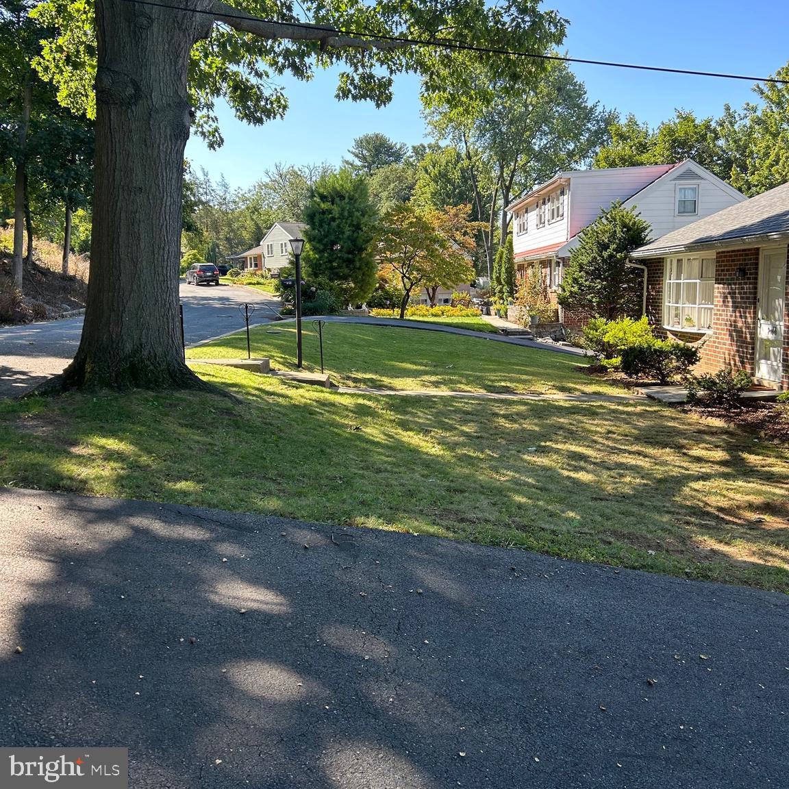 MUHLENBERG PARK - Residential