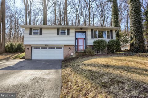 Photo of 2666 Spring Valley Road, LANCASTER, PA 17601 (MLS # PALA2065220)
