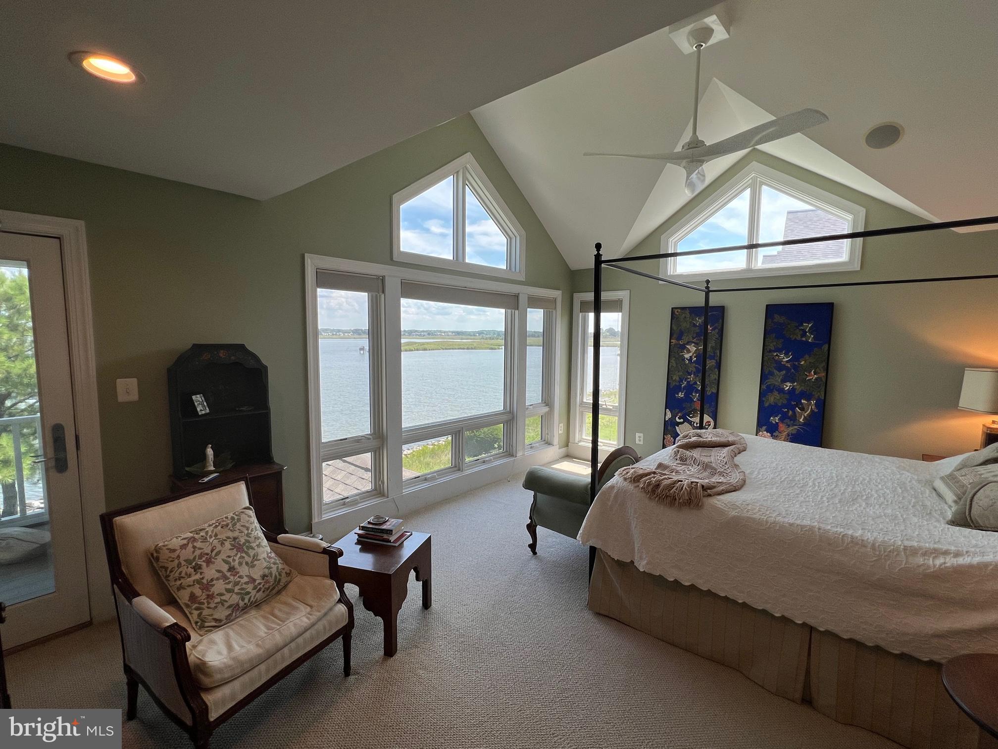 NARROWS POINTE - Residential