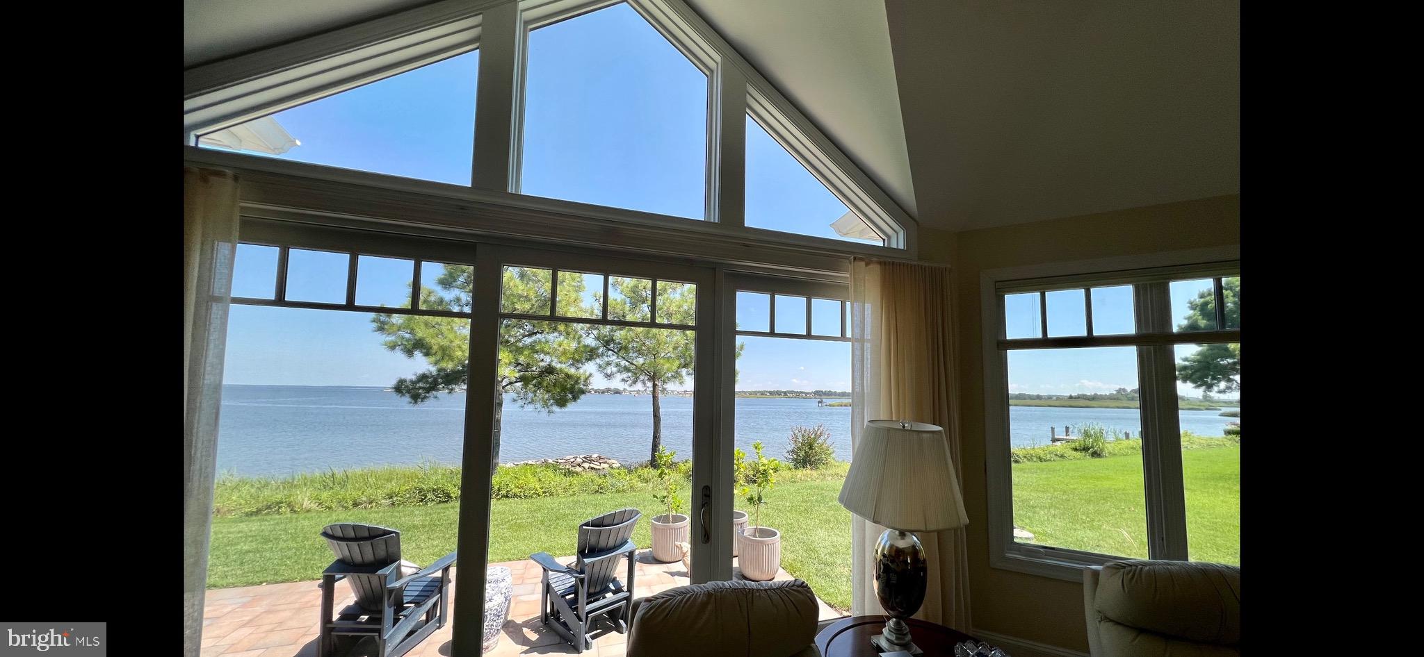 NARROWS POINTE - Residential