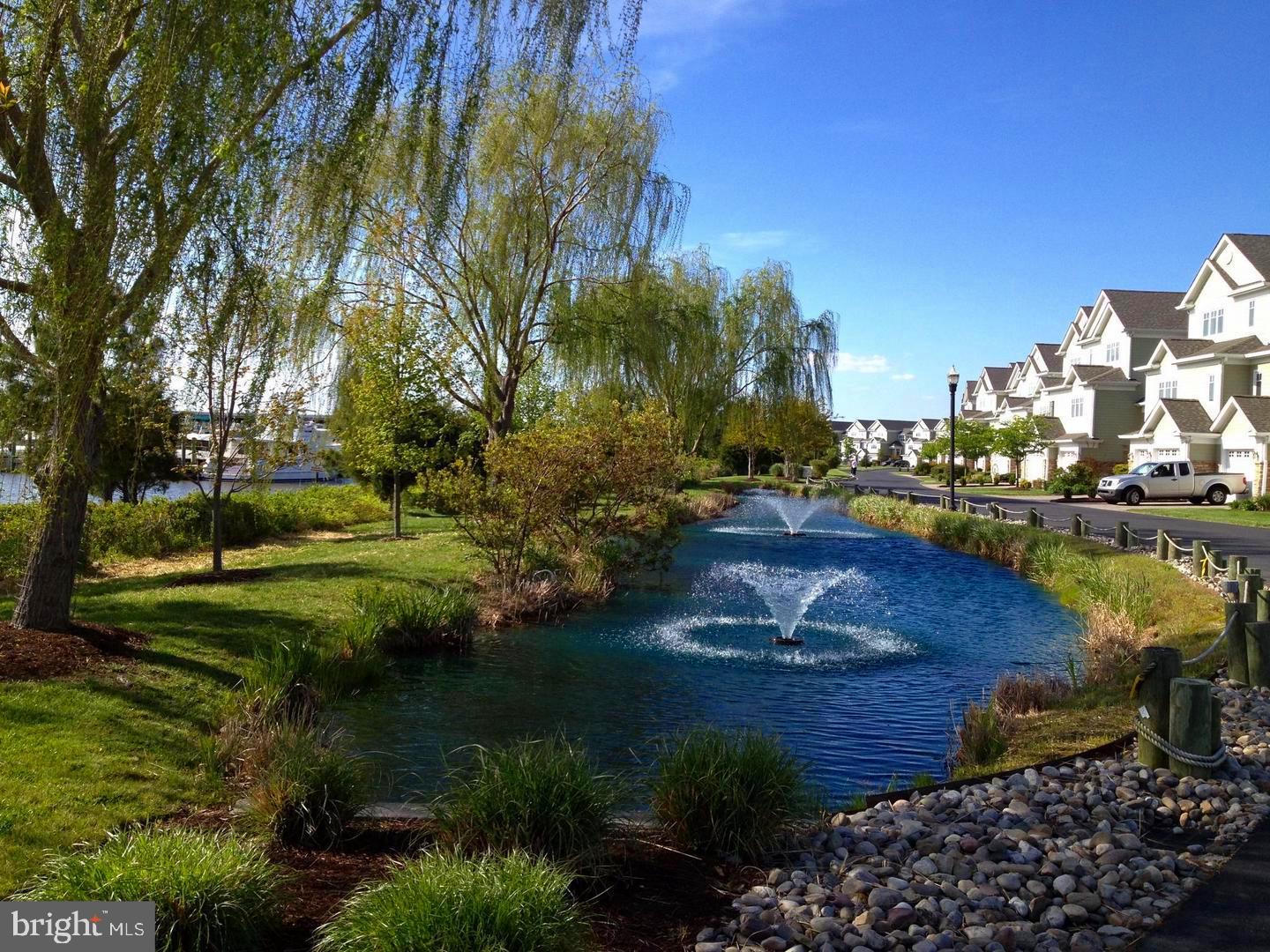 NARROWS POINTE - Residential