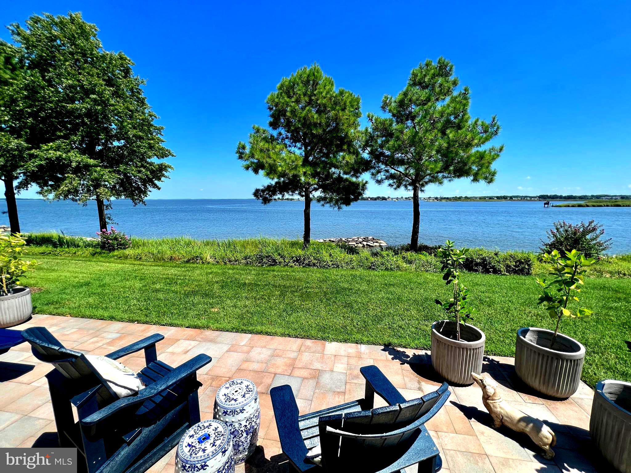NARROWS POINTE - Residential