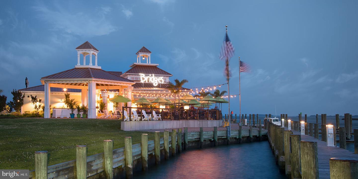 NARROWS POINTE - Residential