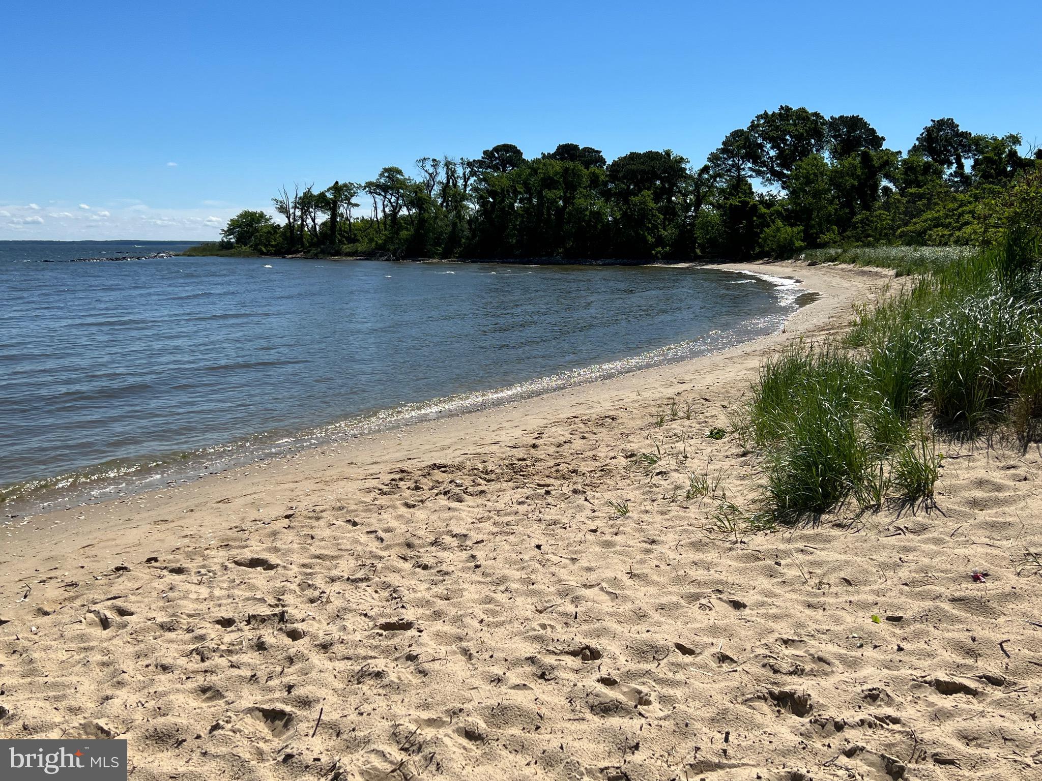 NARROWS POINTE - Residential