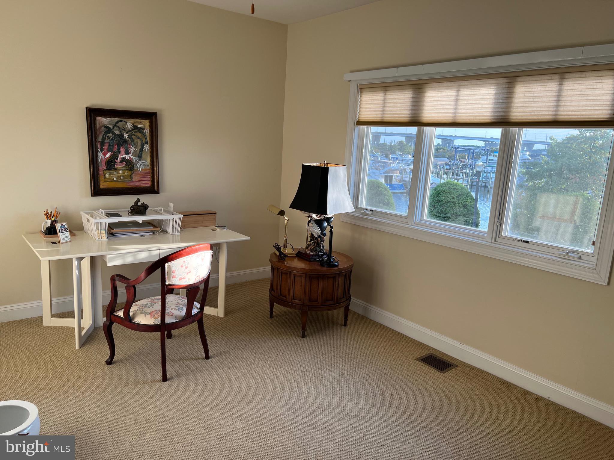 NARROWS POINTE - Residential