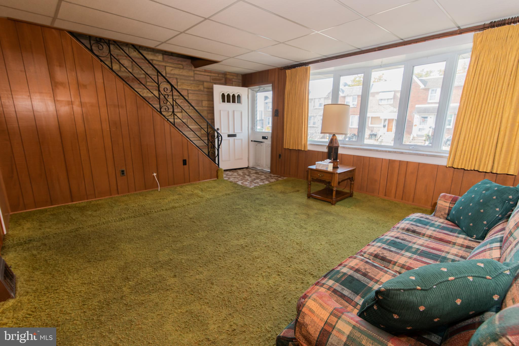 OXFORD CIRCLE - Residential