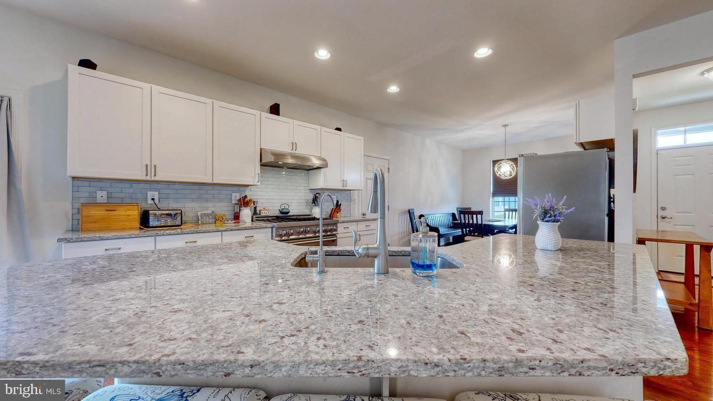 34 BRISTLE CONE COURT