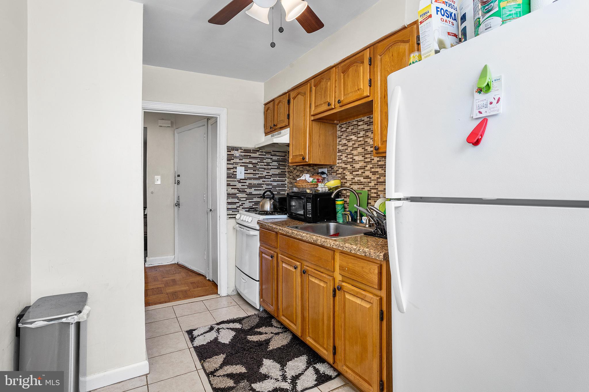 WEST OAK LANE - Residential Income