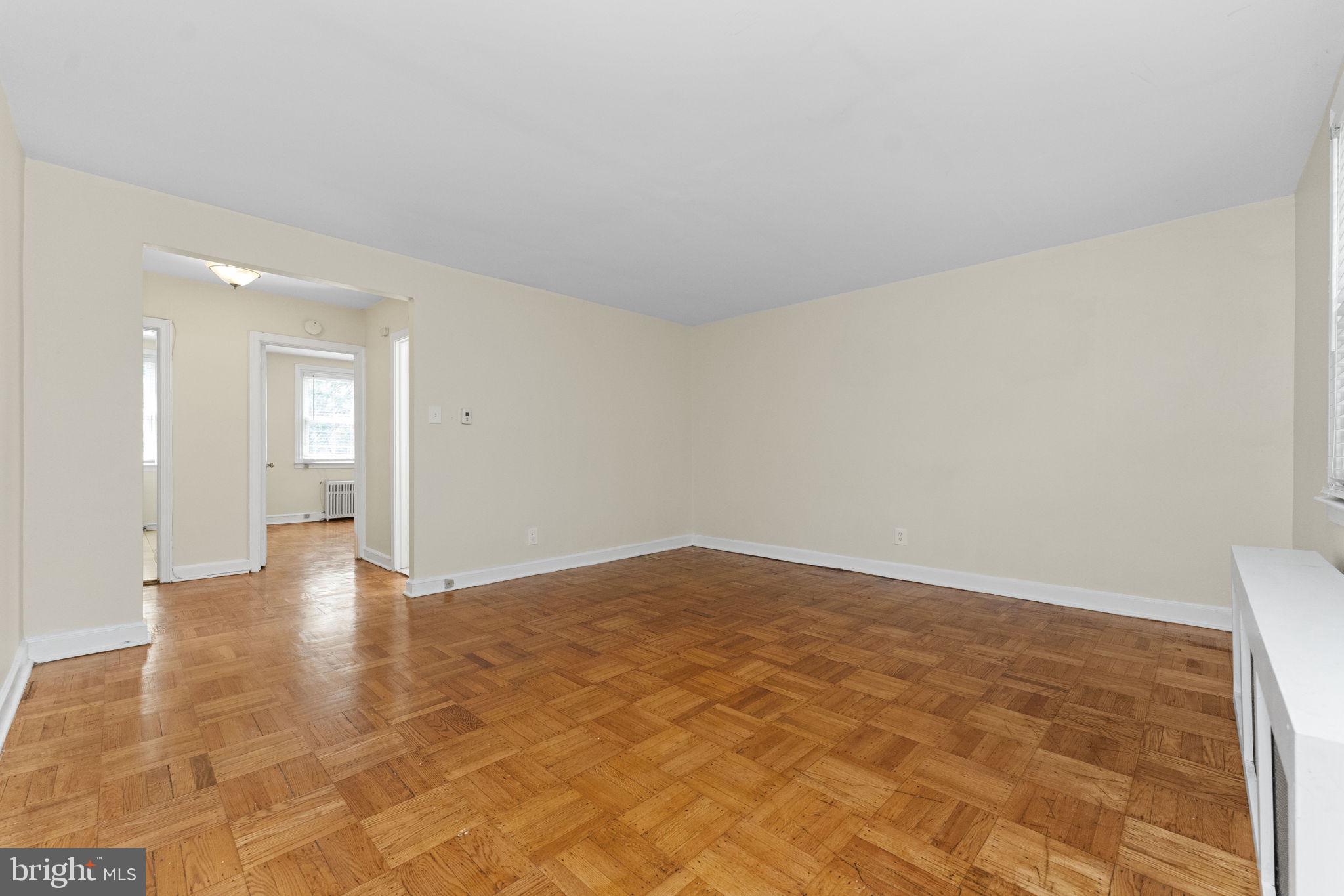 WEST OAK LANE - Residential Income