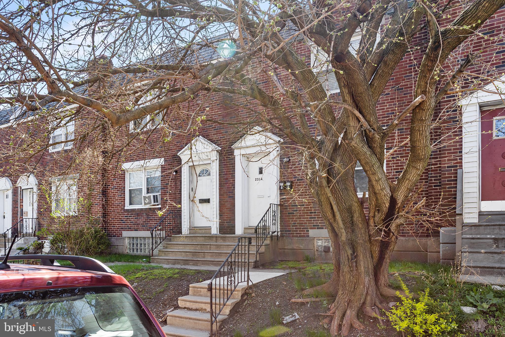 WEST OAK LANE - Residential Income