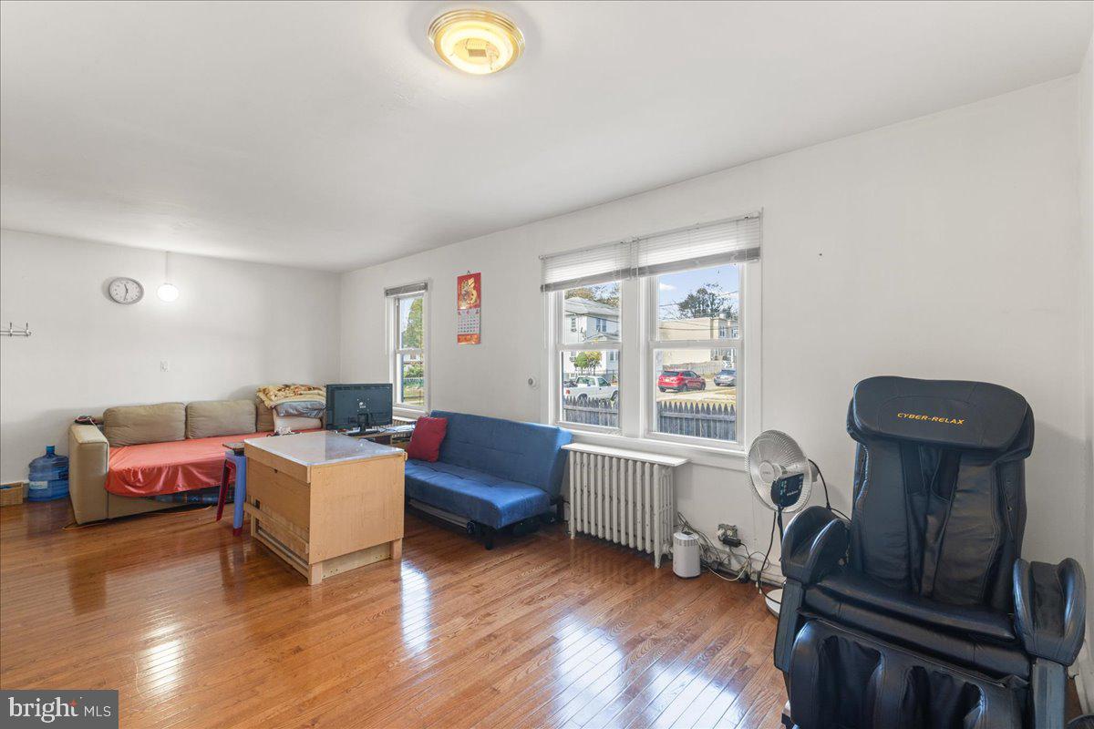 2240 40TH STREET