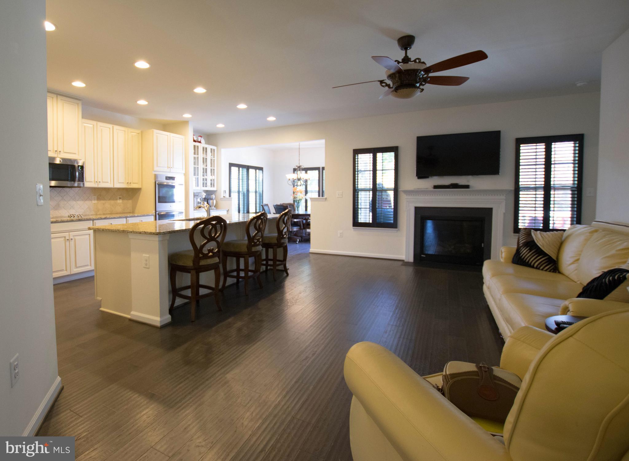 RIVER CROSSING - Residential