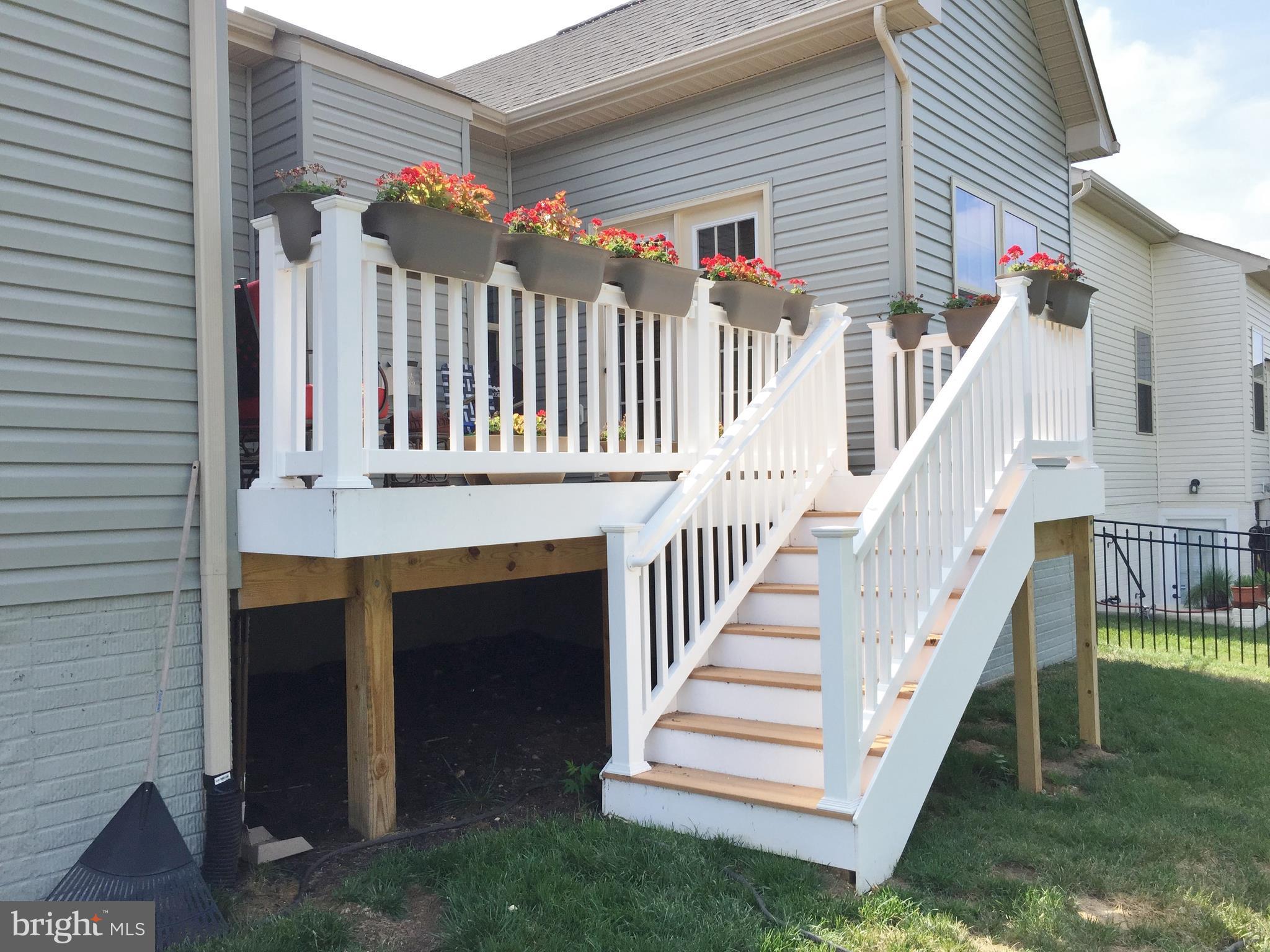 RIVER CROSSING - Residential