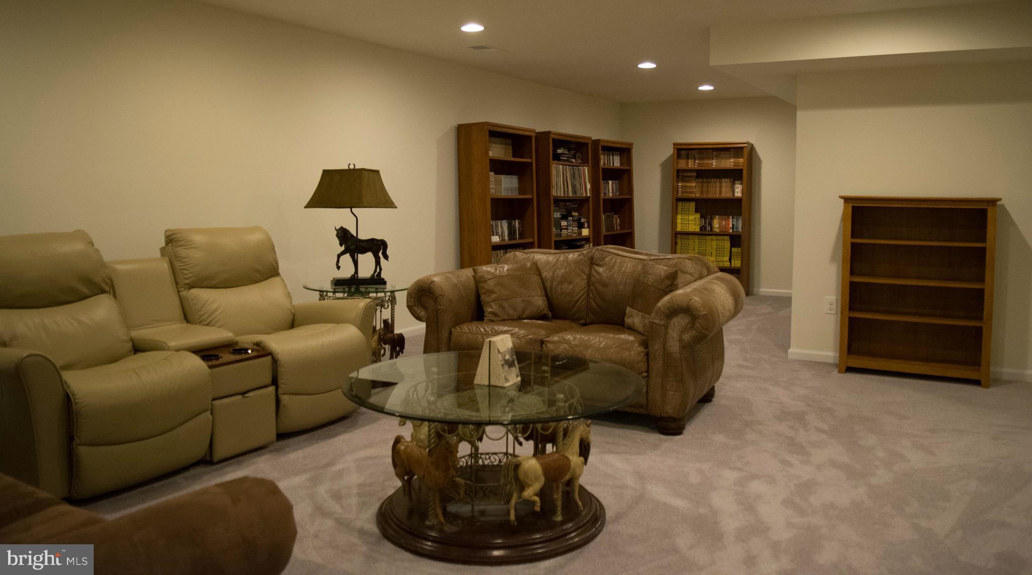 RIVER CROSSING - Residential