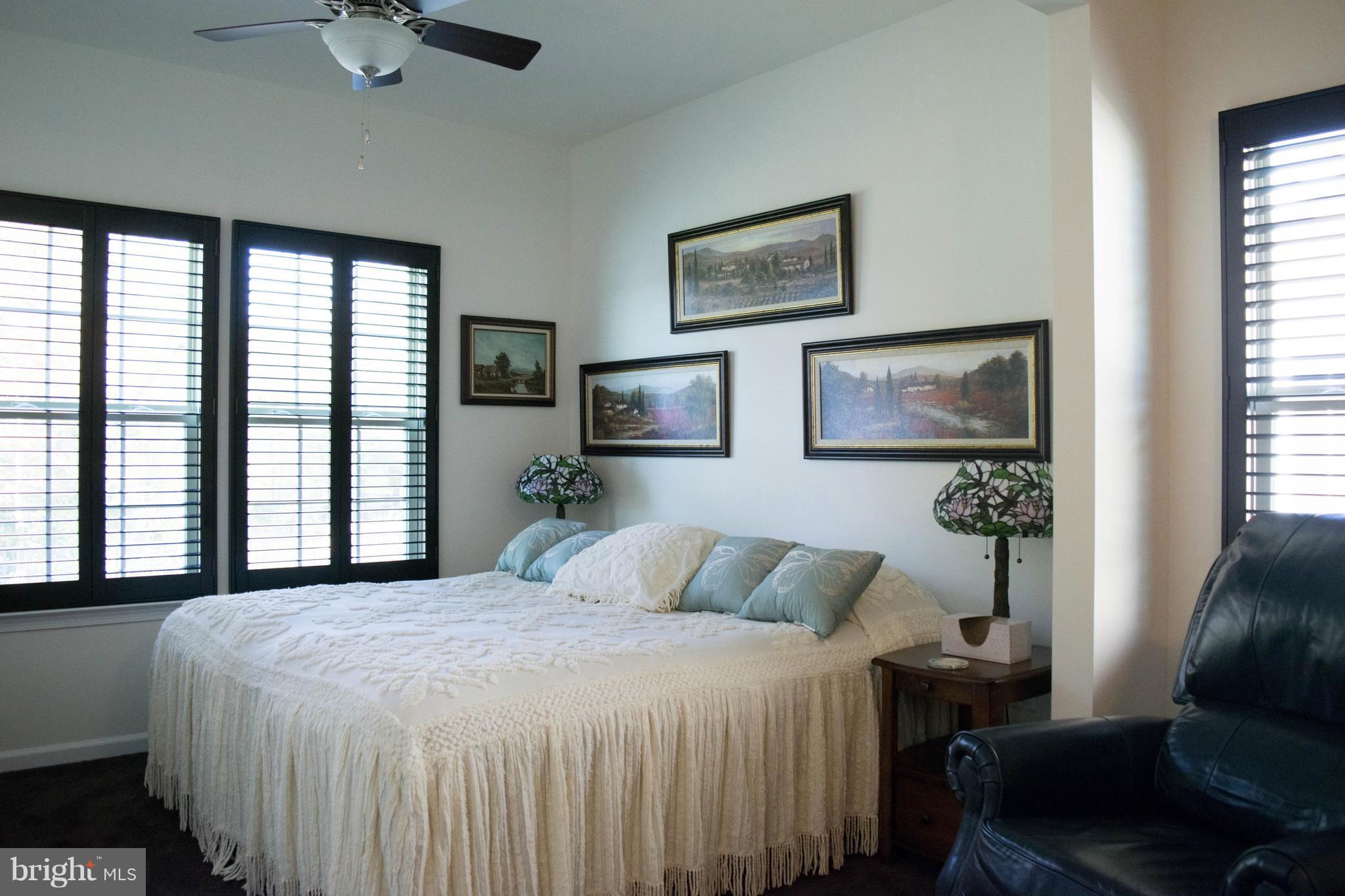 RIVER CROSSING - Residential