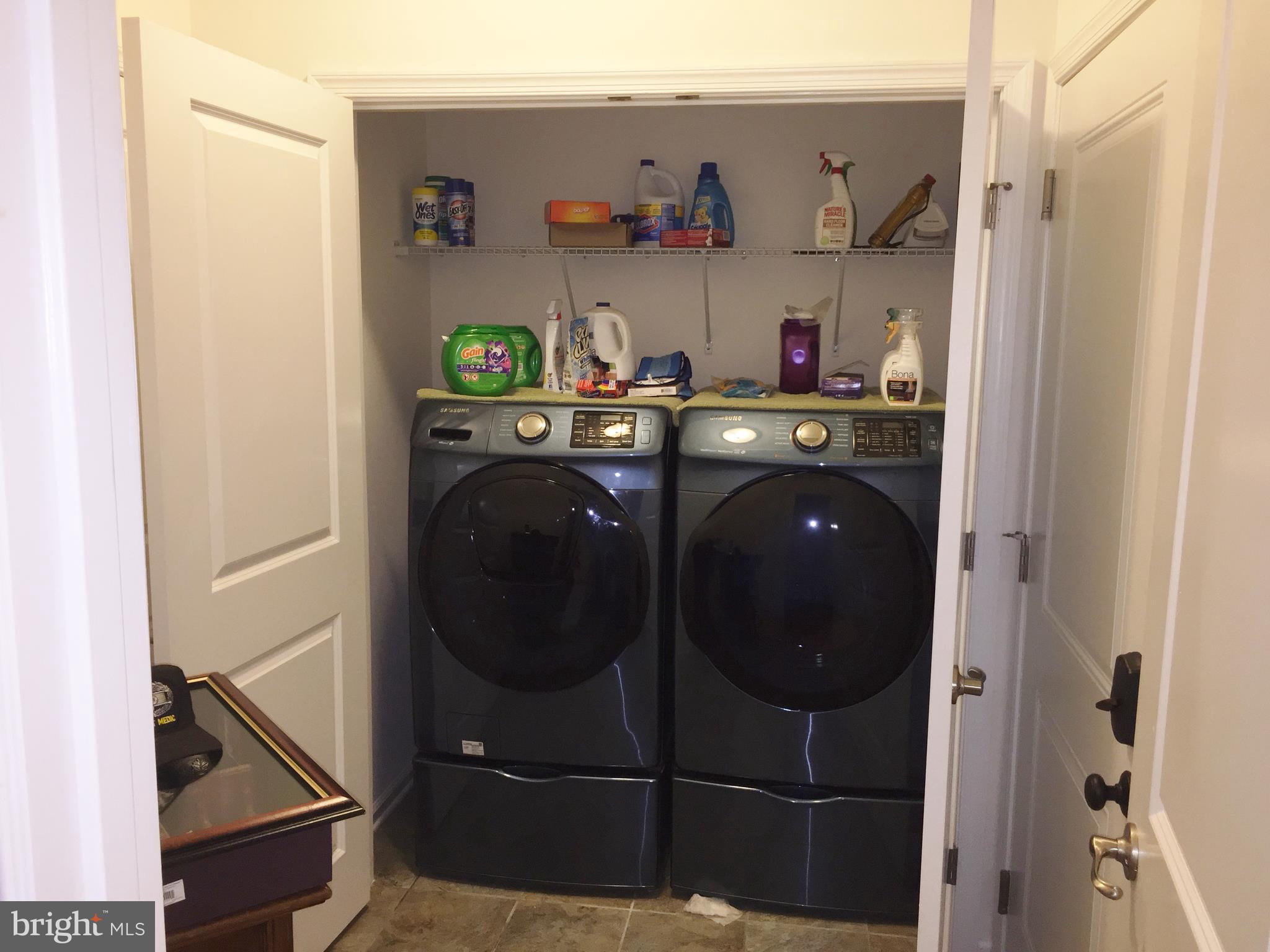 RIVER CROSSING - Residential