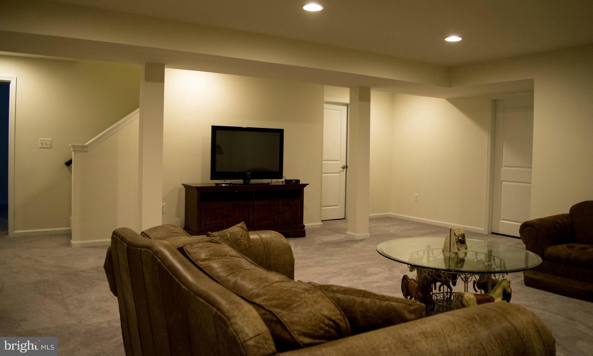 RIVER CROSSING - Residential