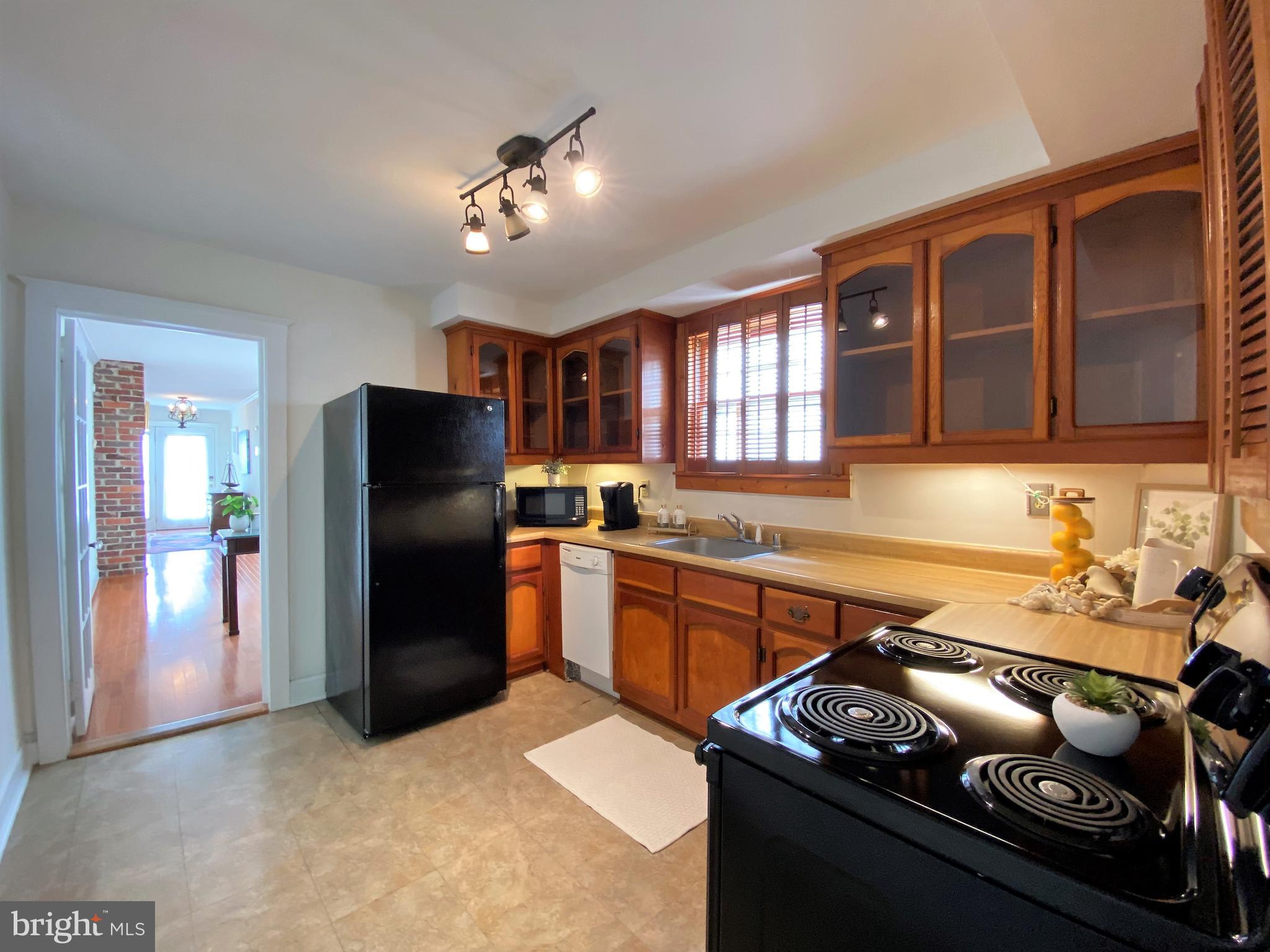 NORTH CHESAPEAKE BEACH - Commercial Lease